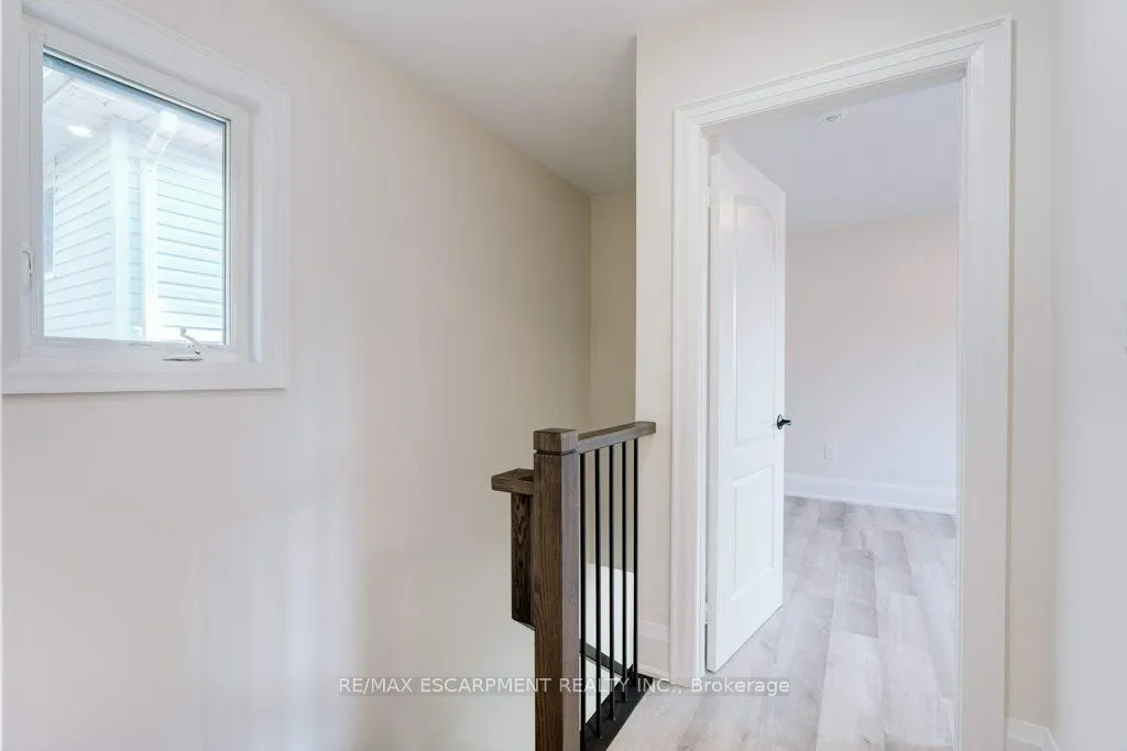 38 East 16th Street