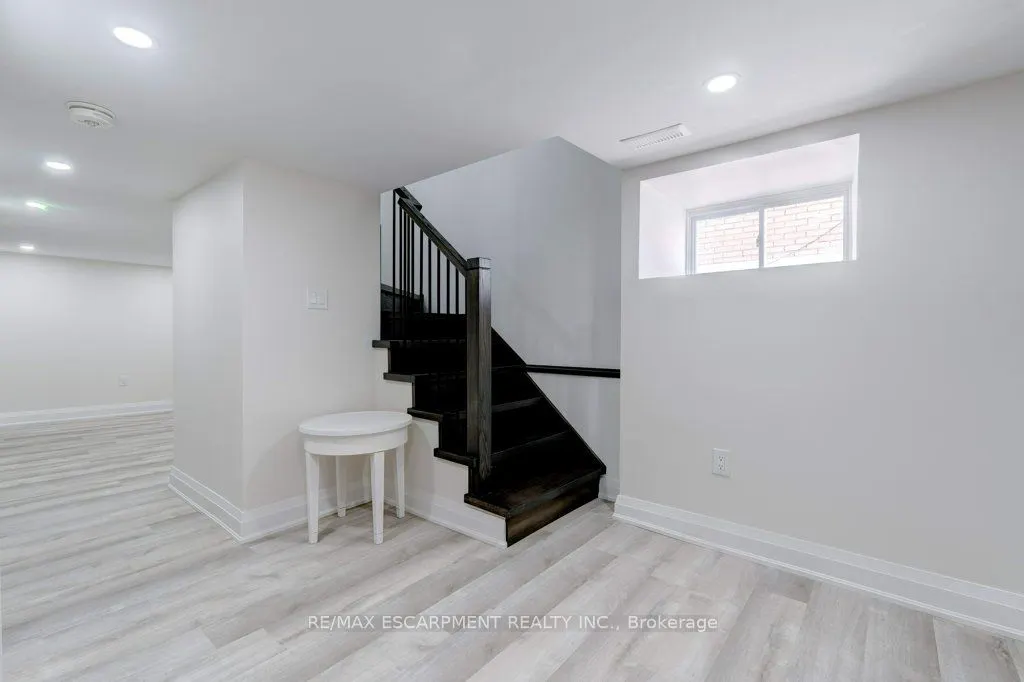 38 East 16th Street