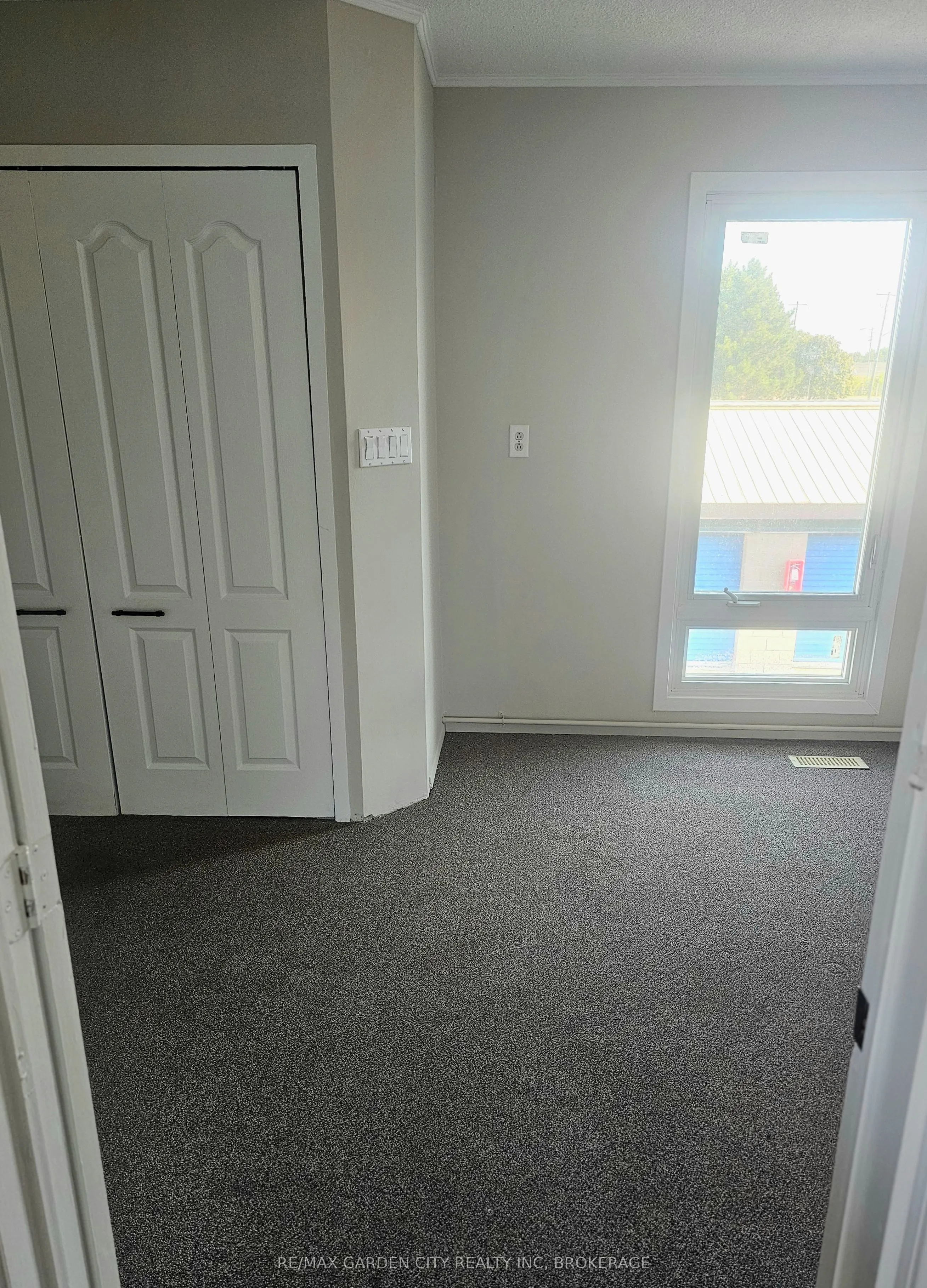 215 Roberts Road, #upper back