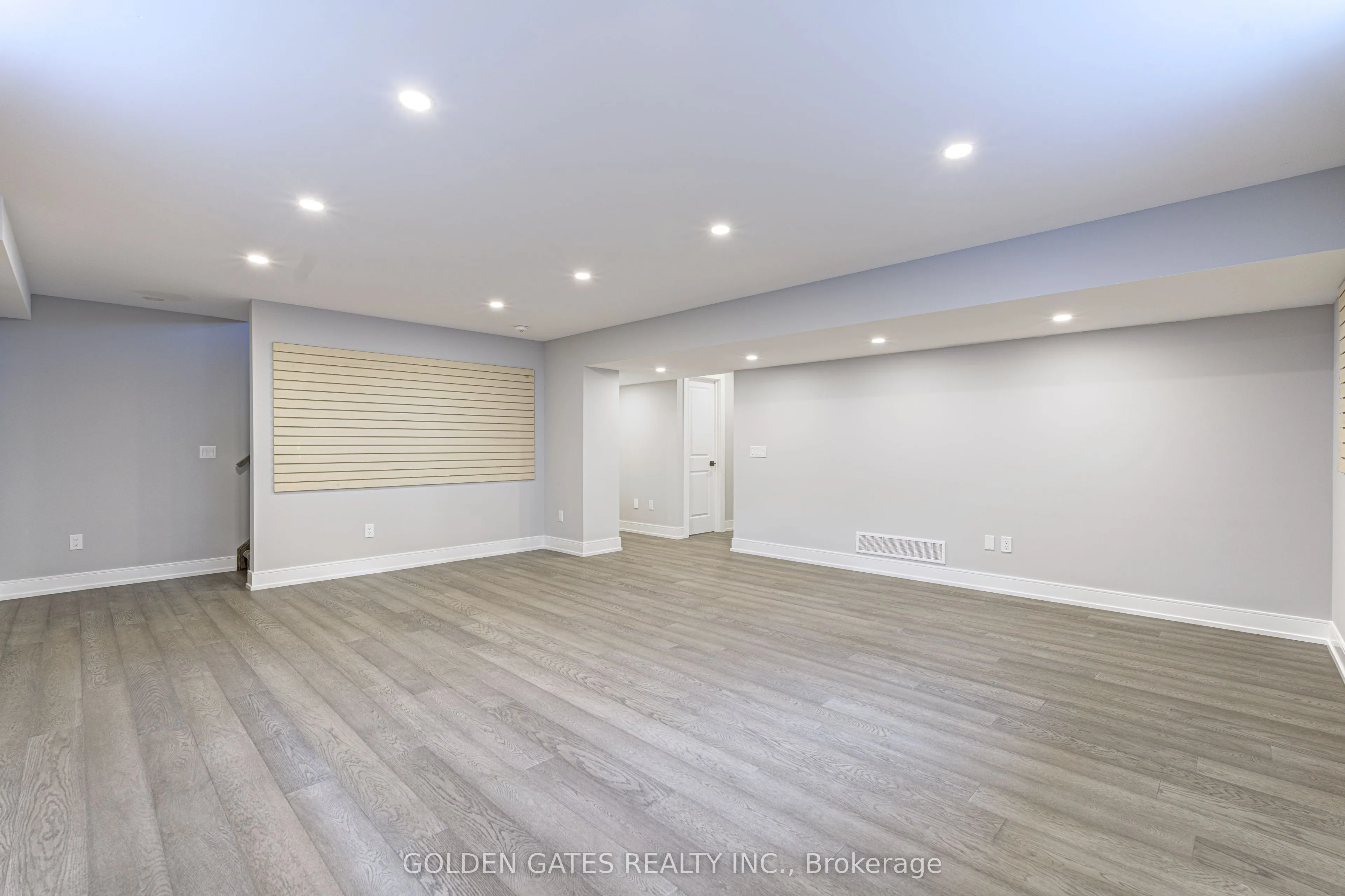 2 Seaton Crescent