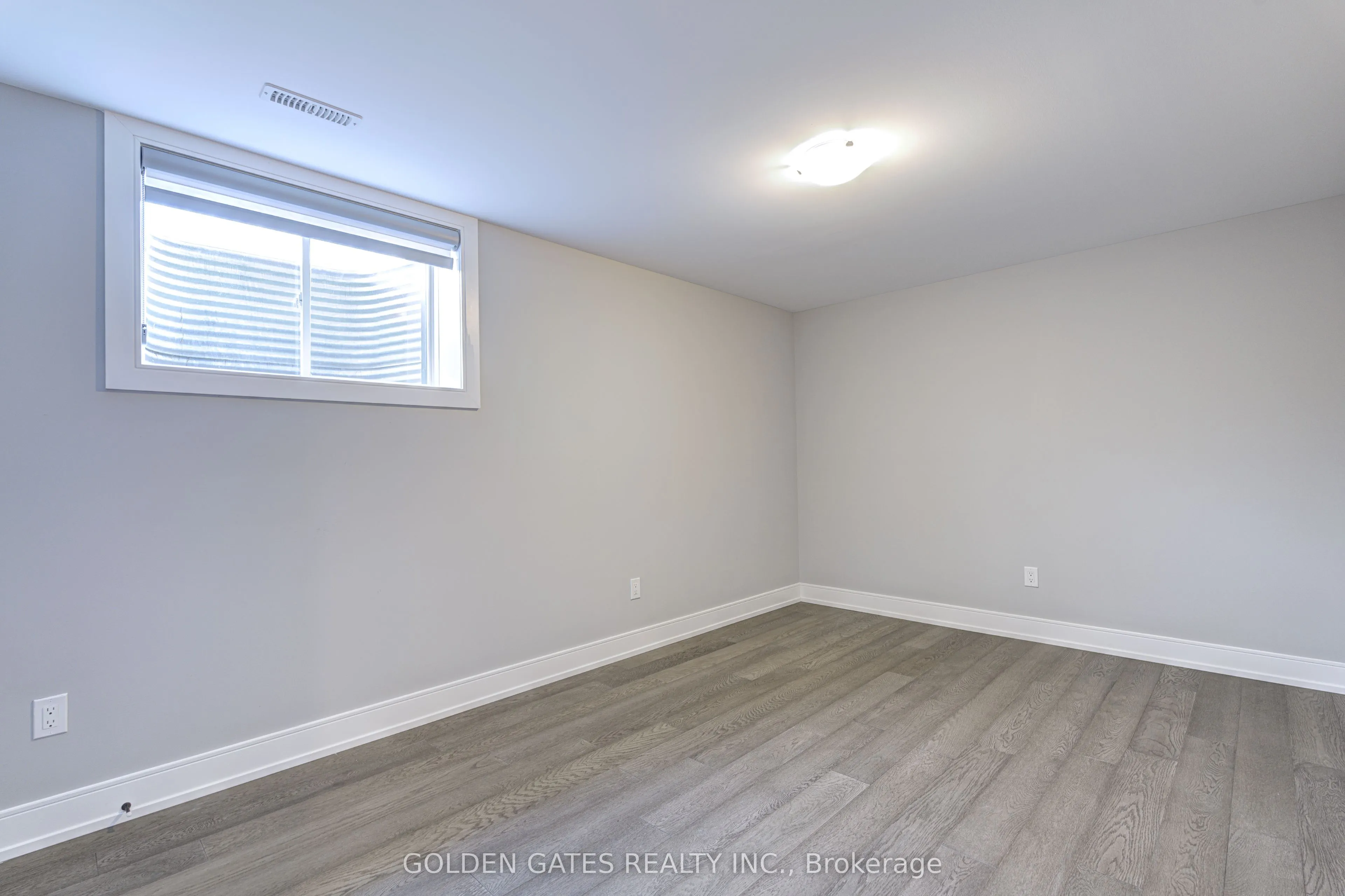 2 Seaton Crescent