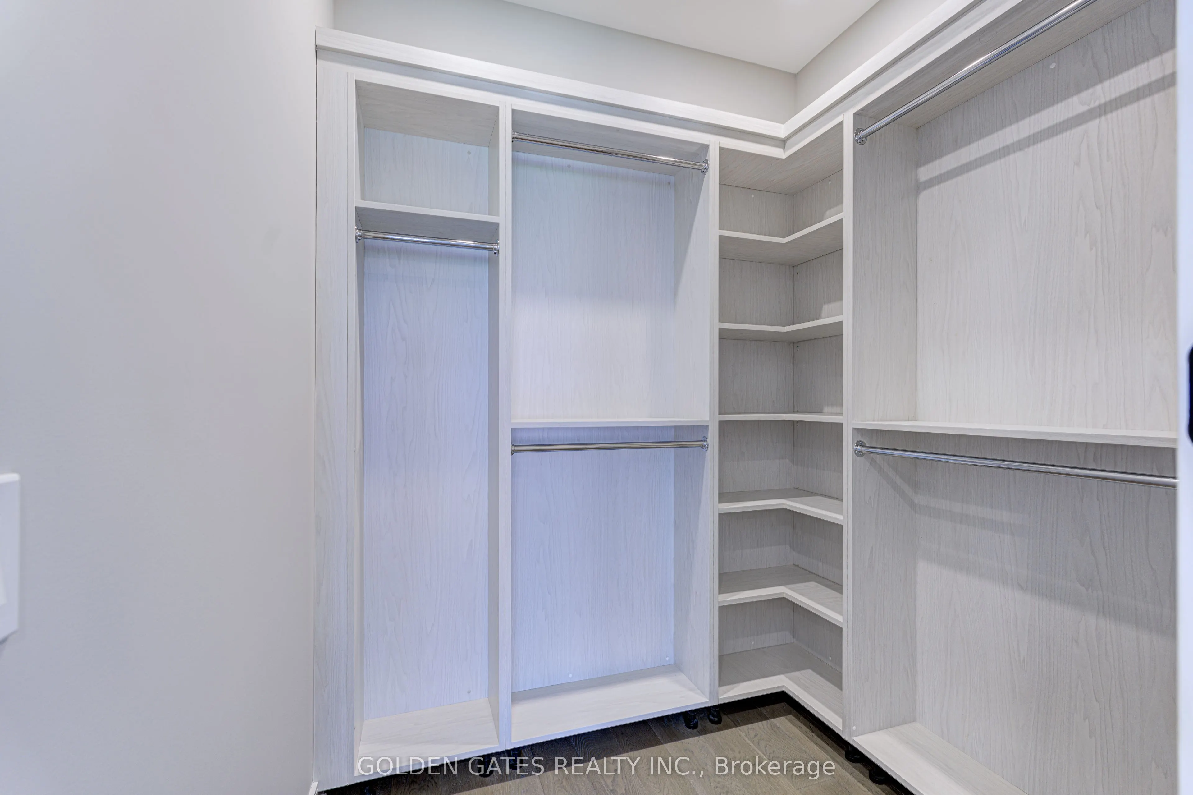 2 Seaton Crescent
