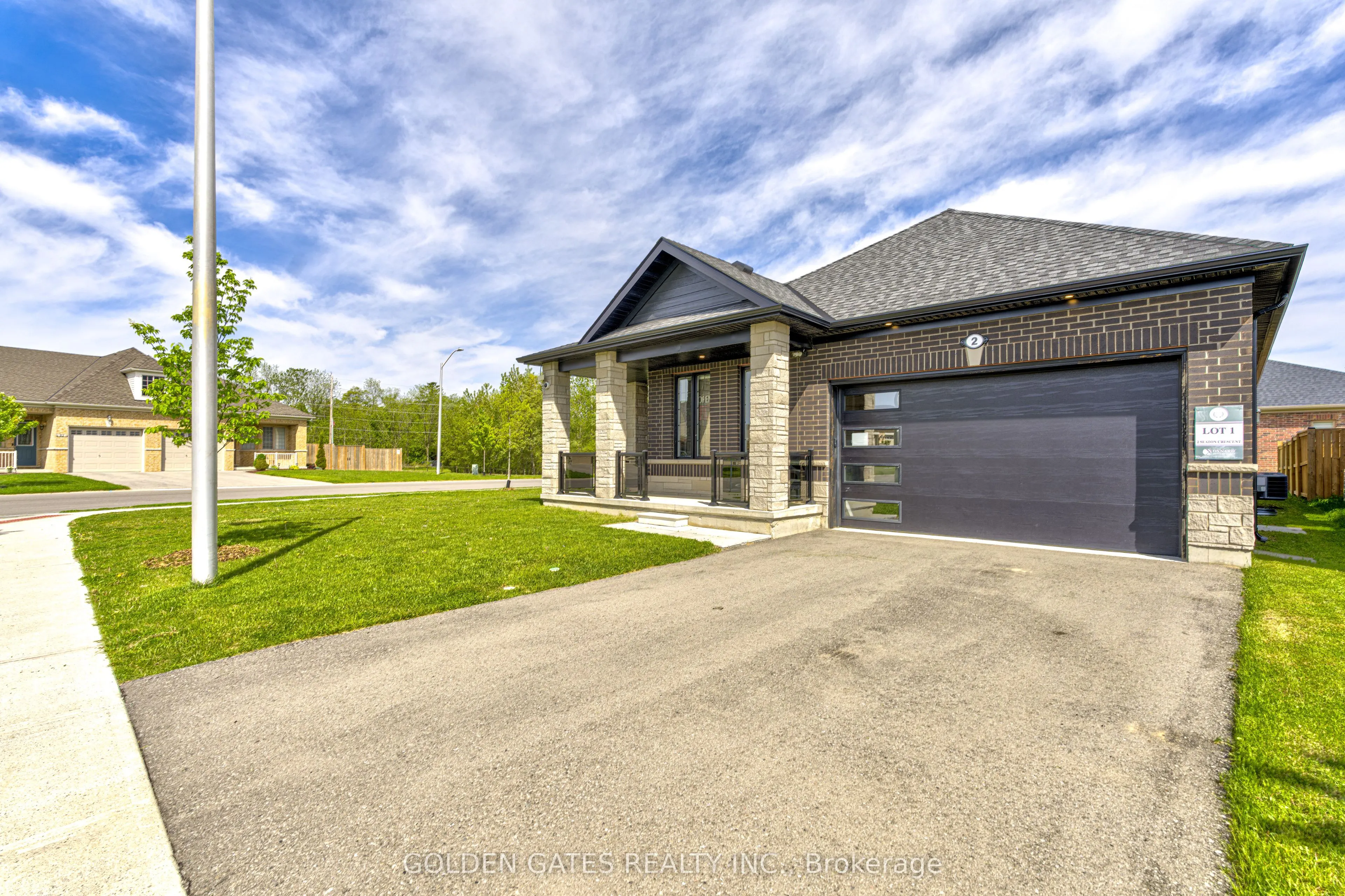 2 Seaton Crescent