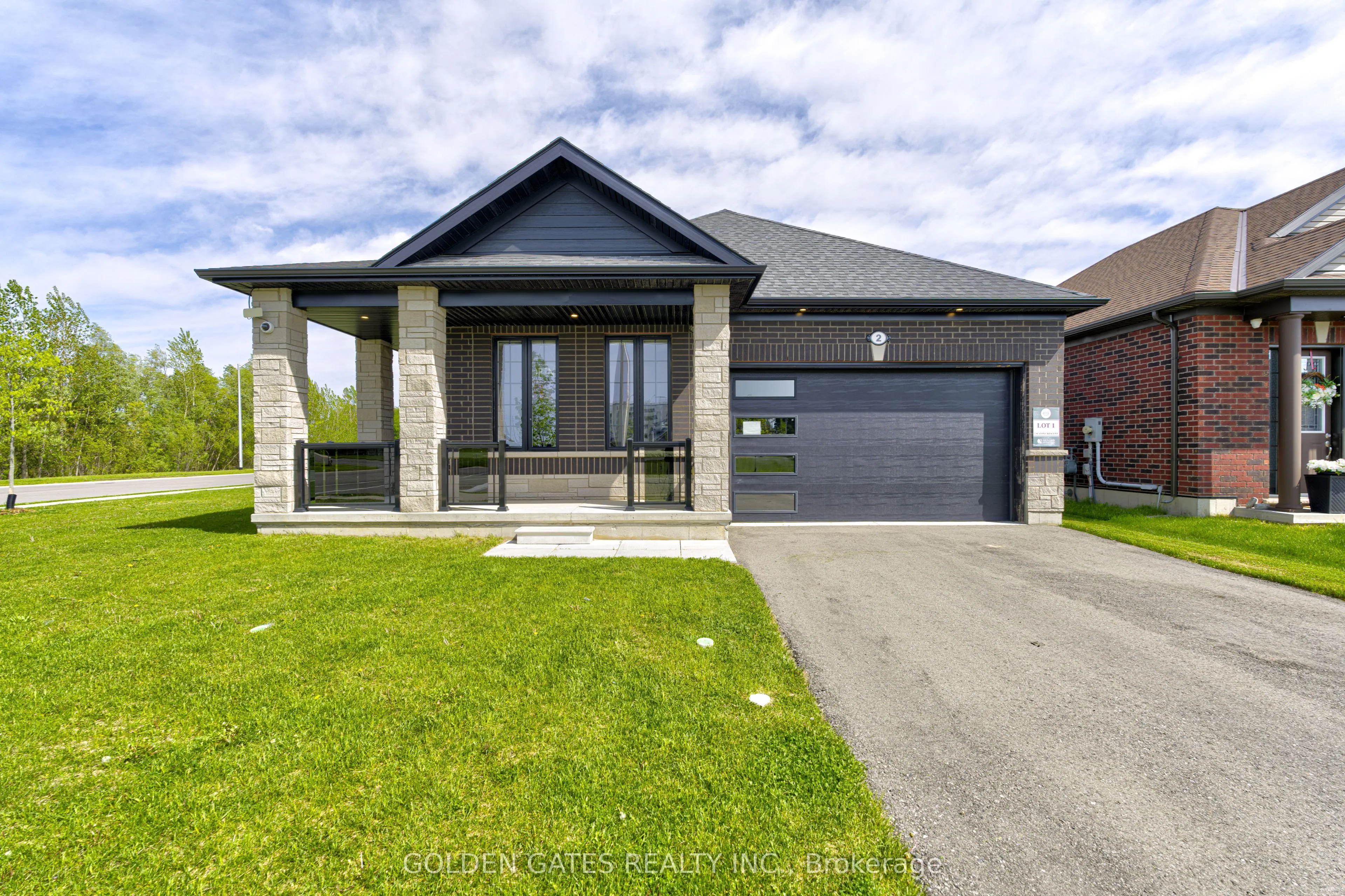 2 Seaton Crescent
