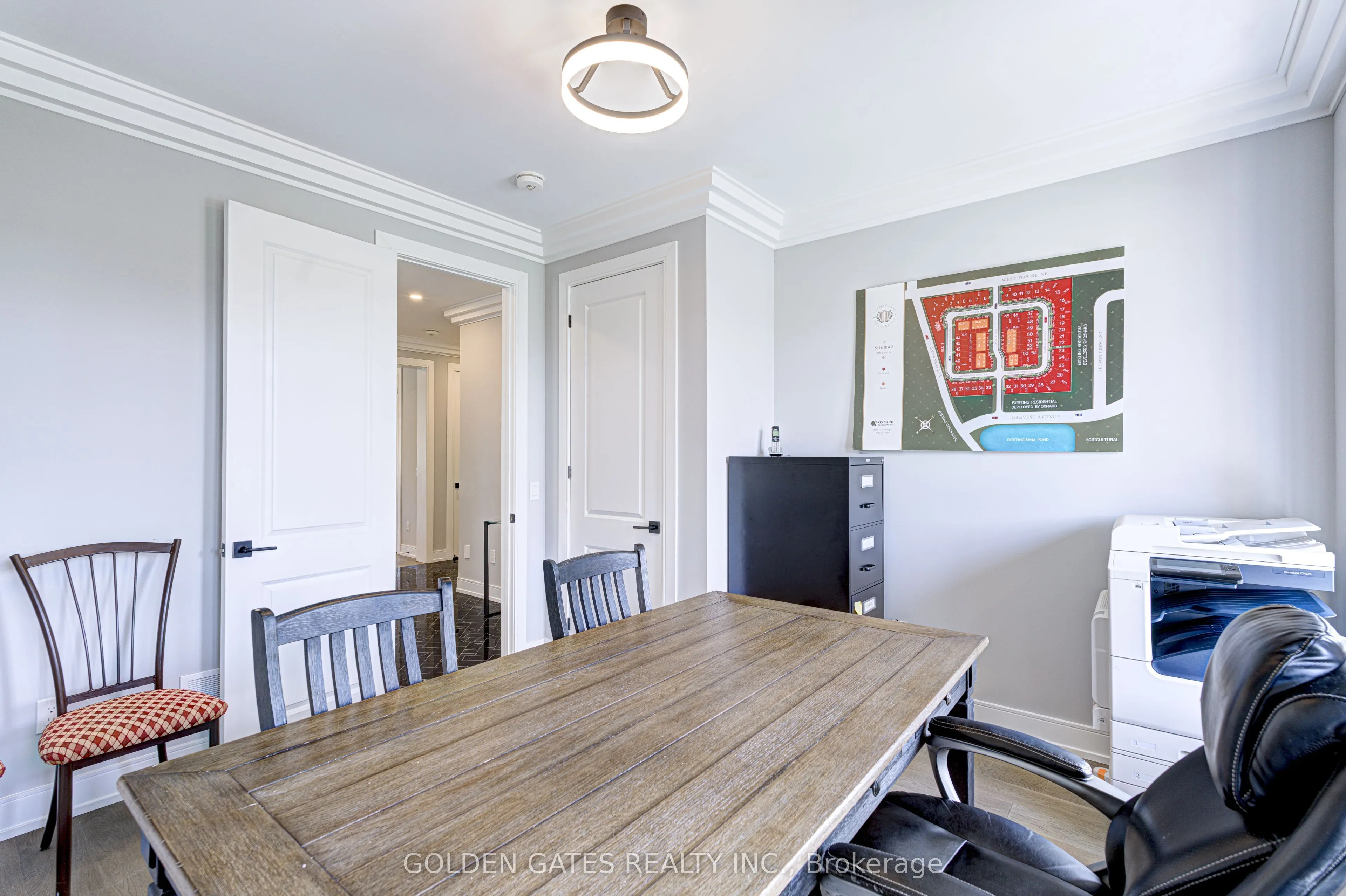 2 Seaton Crescent