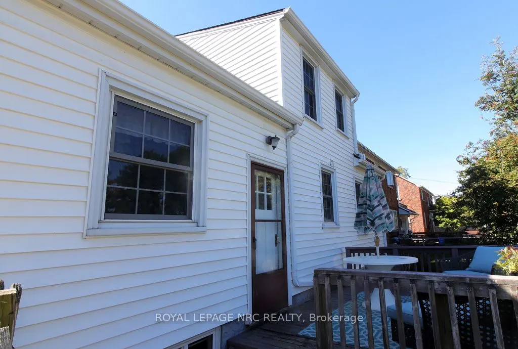 216 Highland Avenue