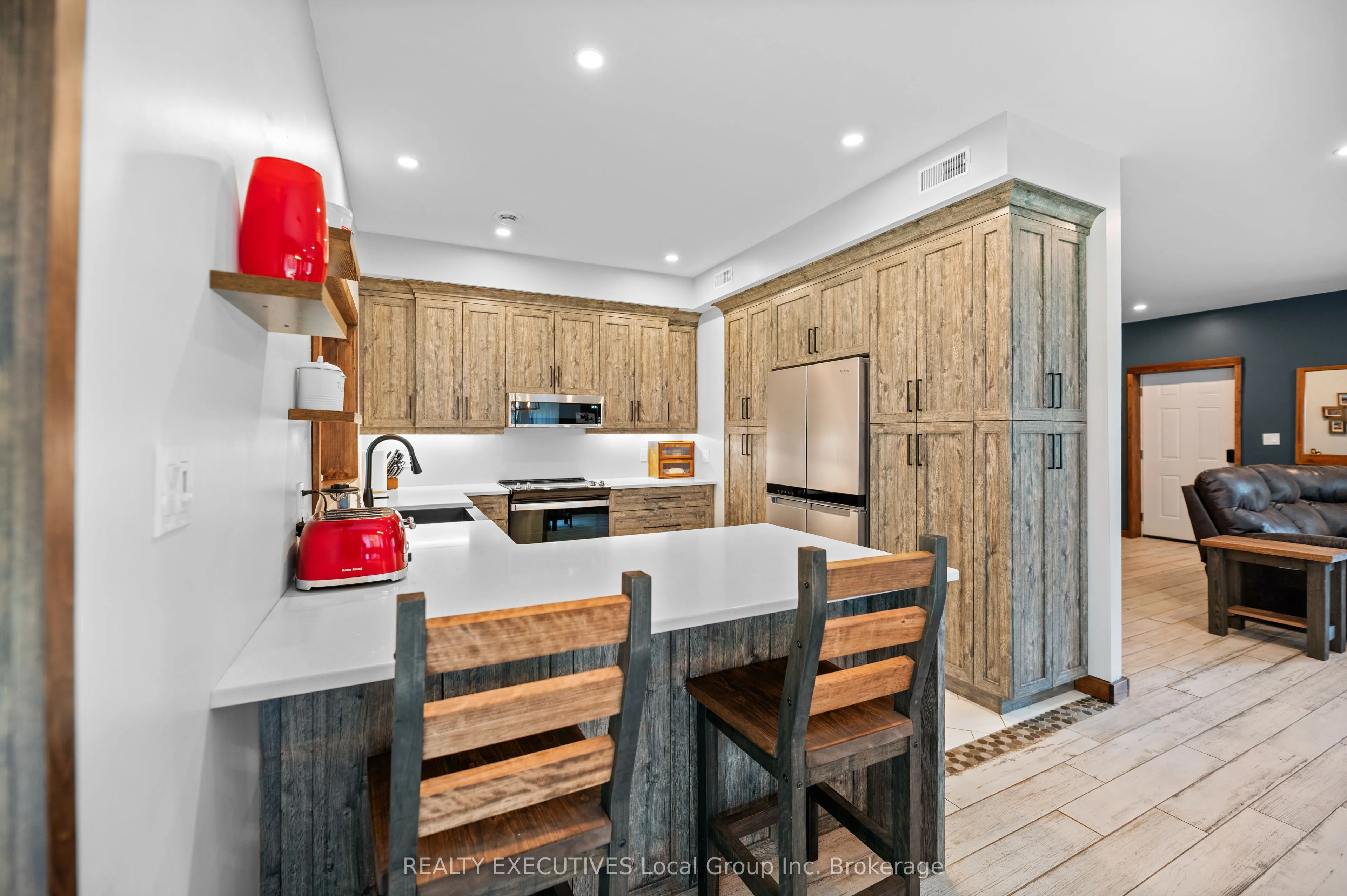 2149 SOUTH SHORE Road