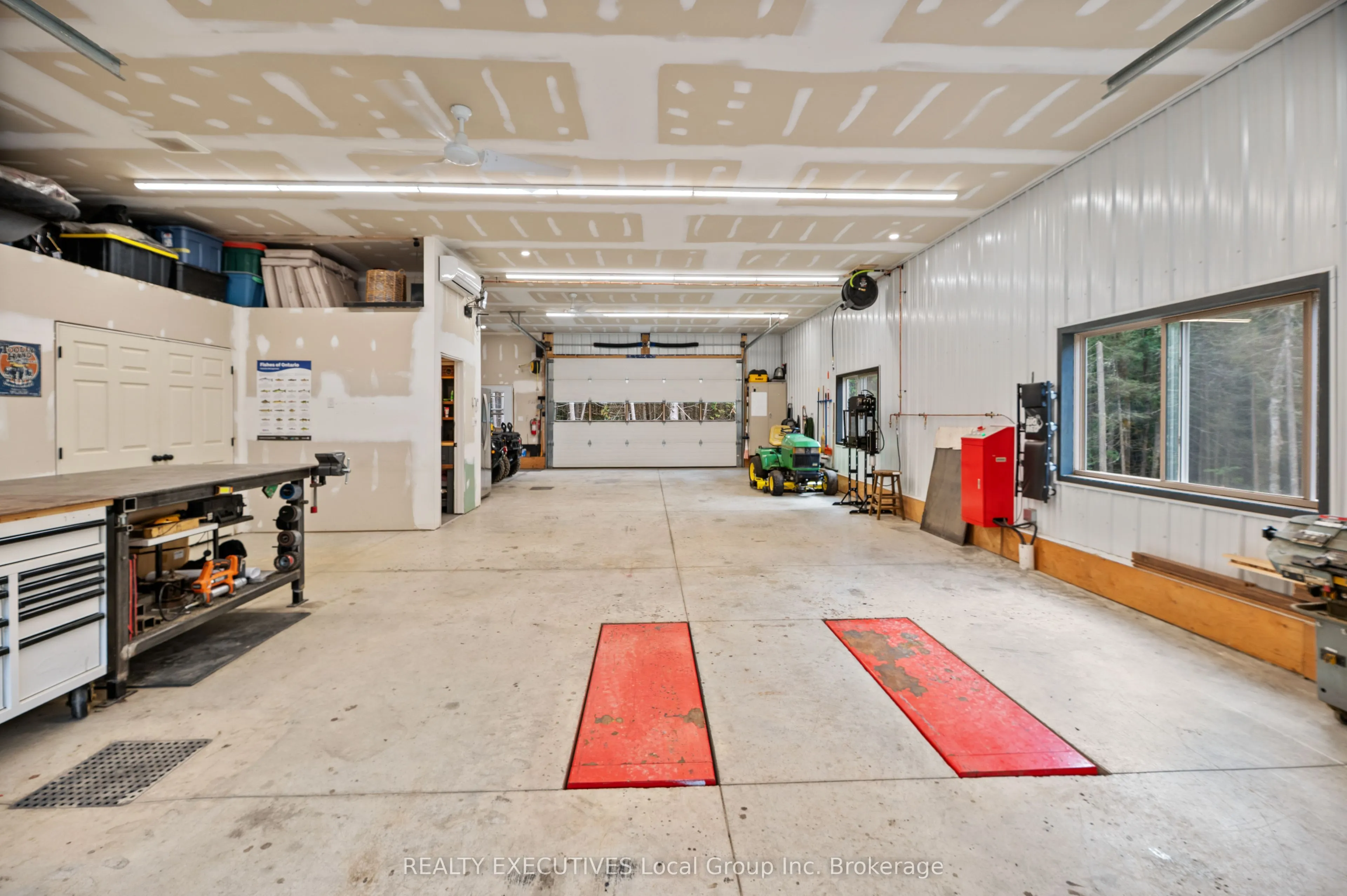 2149 SOUTH SHORE Road