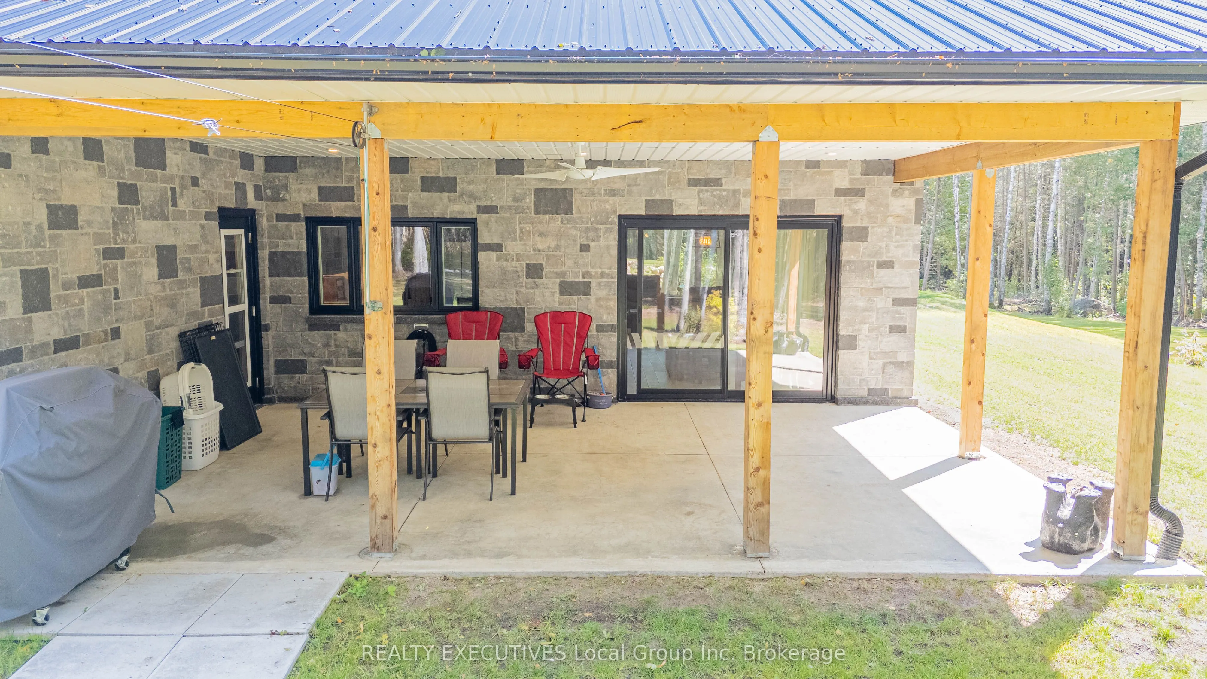 2149 SOUTH SHORE Road