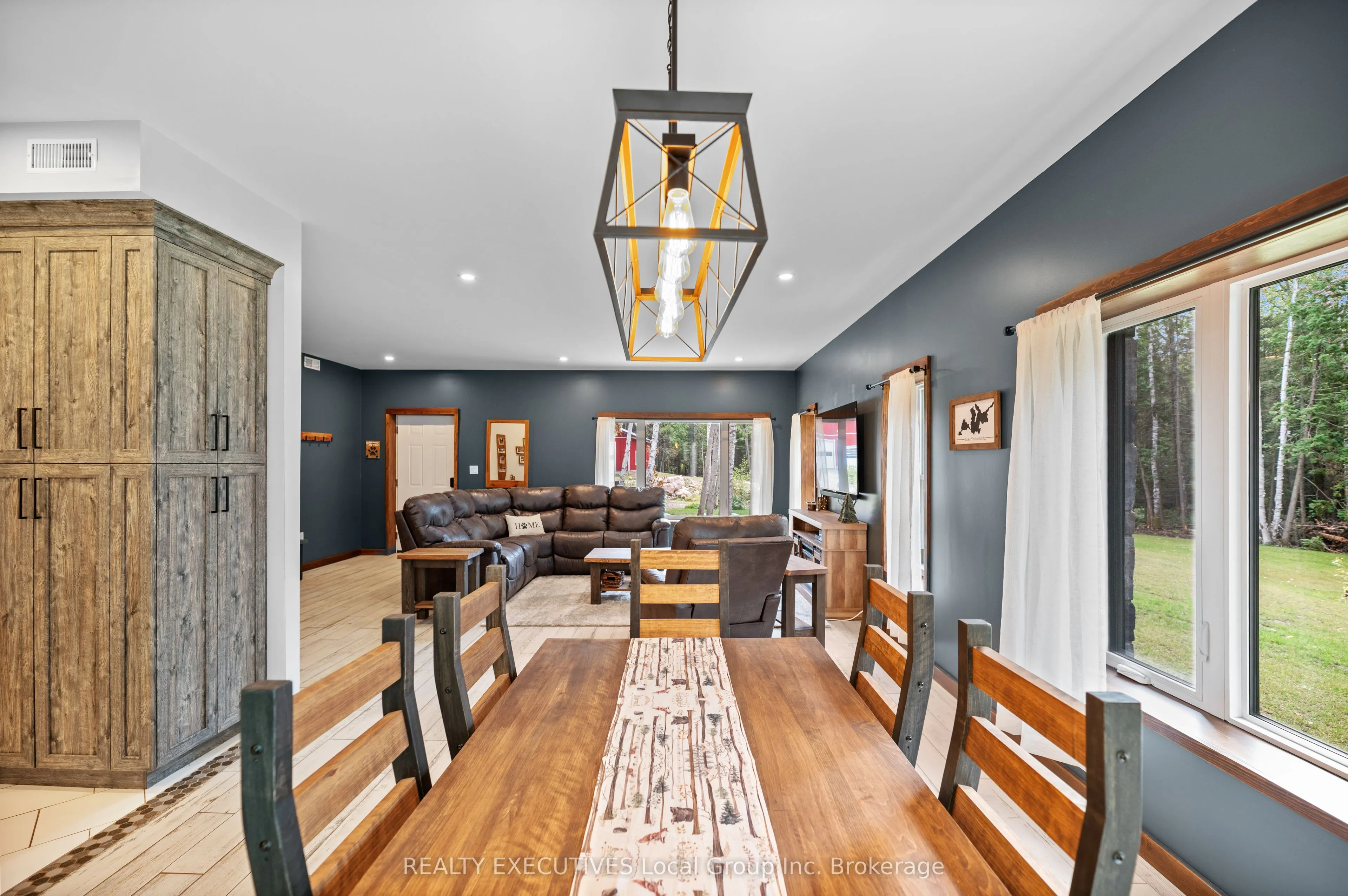 2149 SOUTH SHORE Road