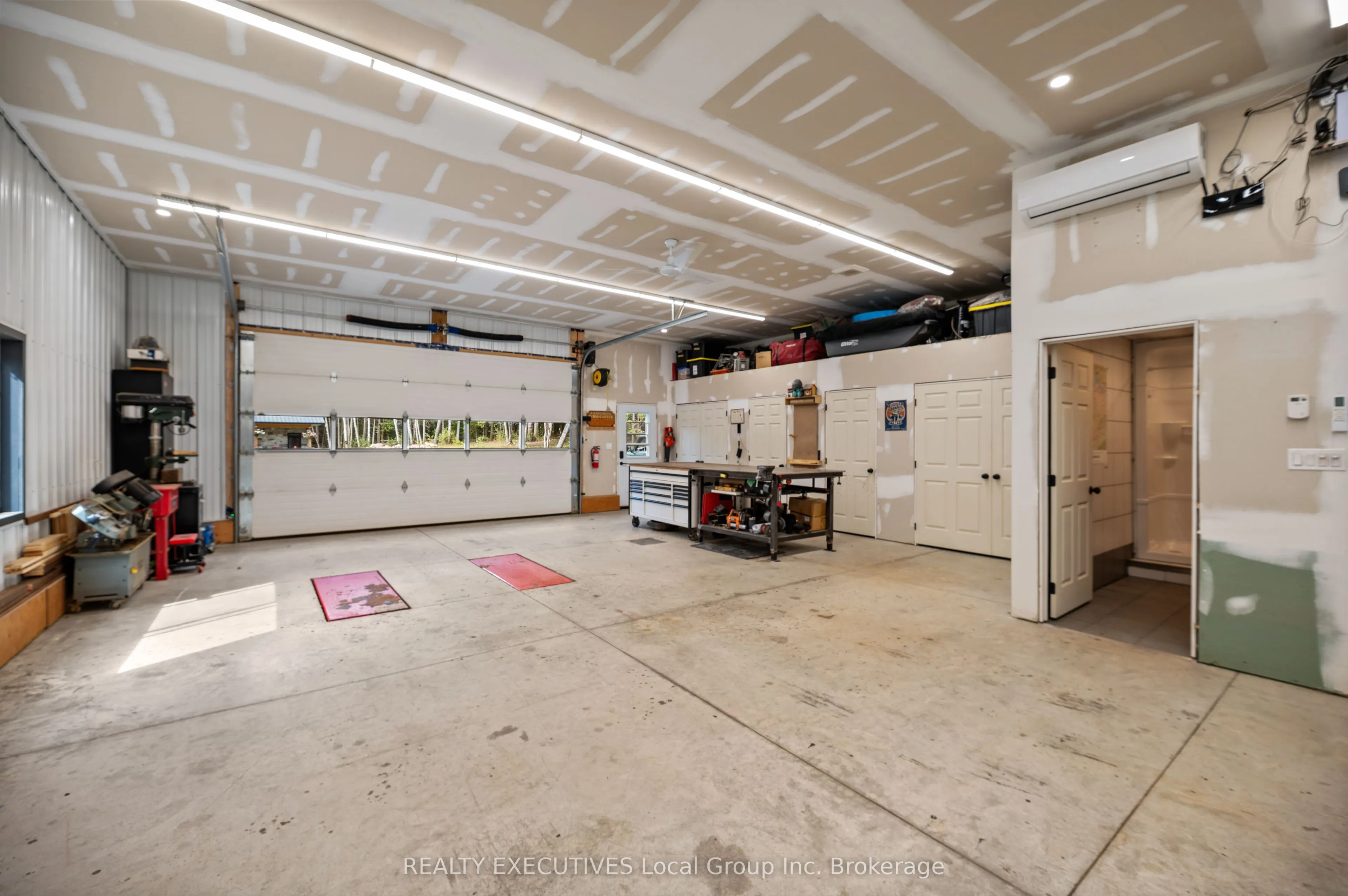 2149 SOUTH SHORE Road