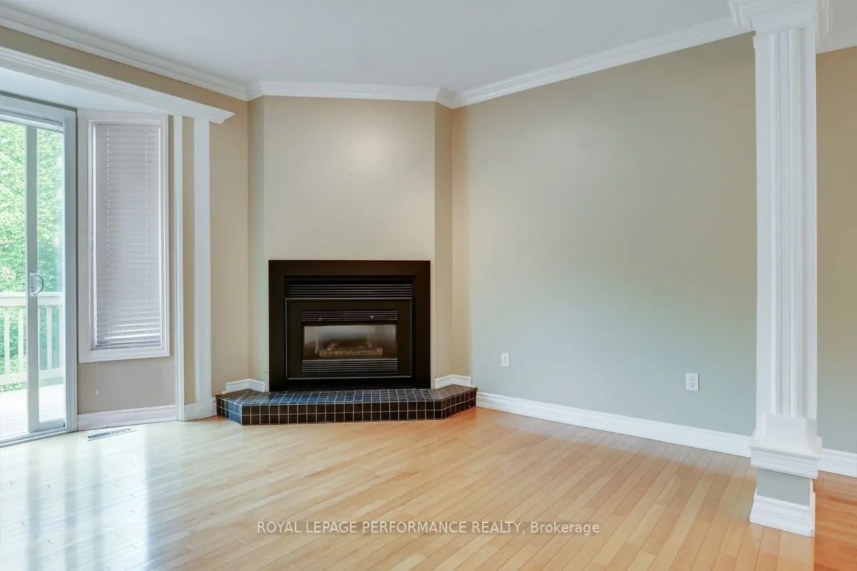 1815 Belval Crescent