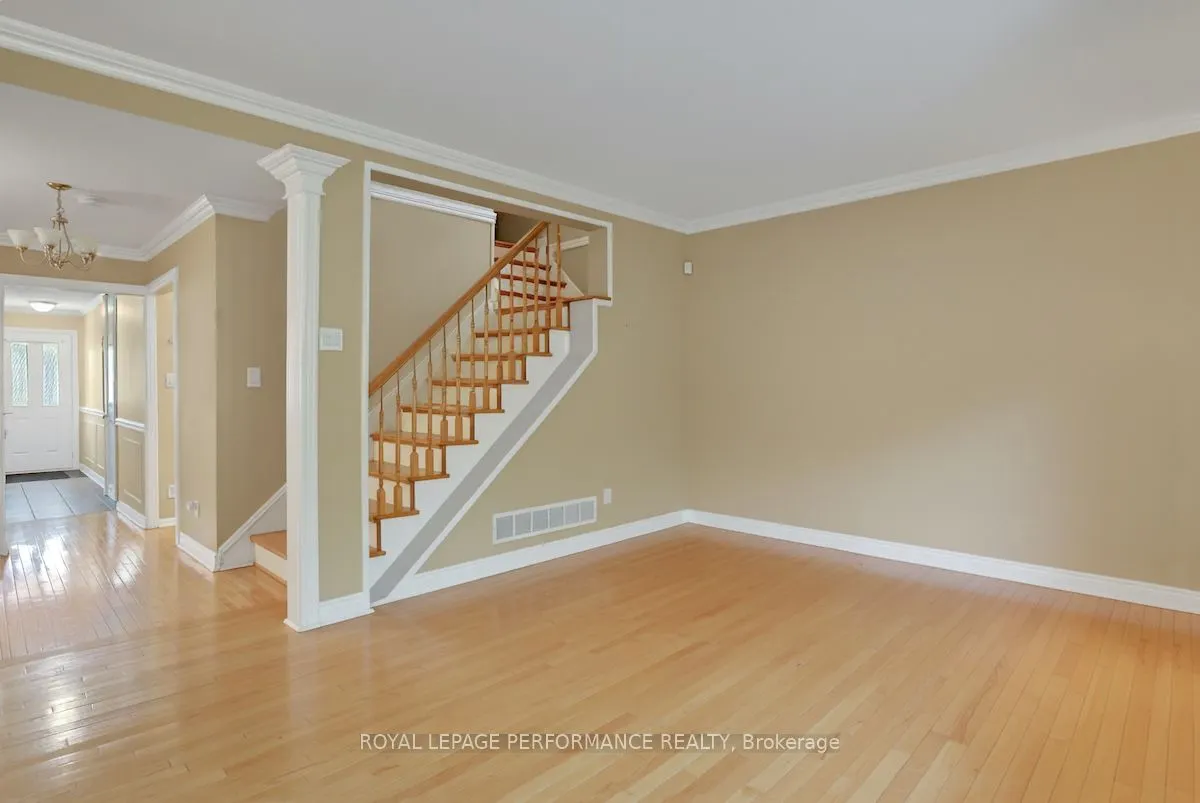 1815 Belval Crescent