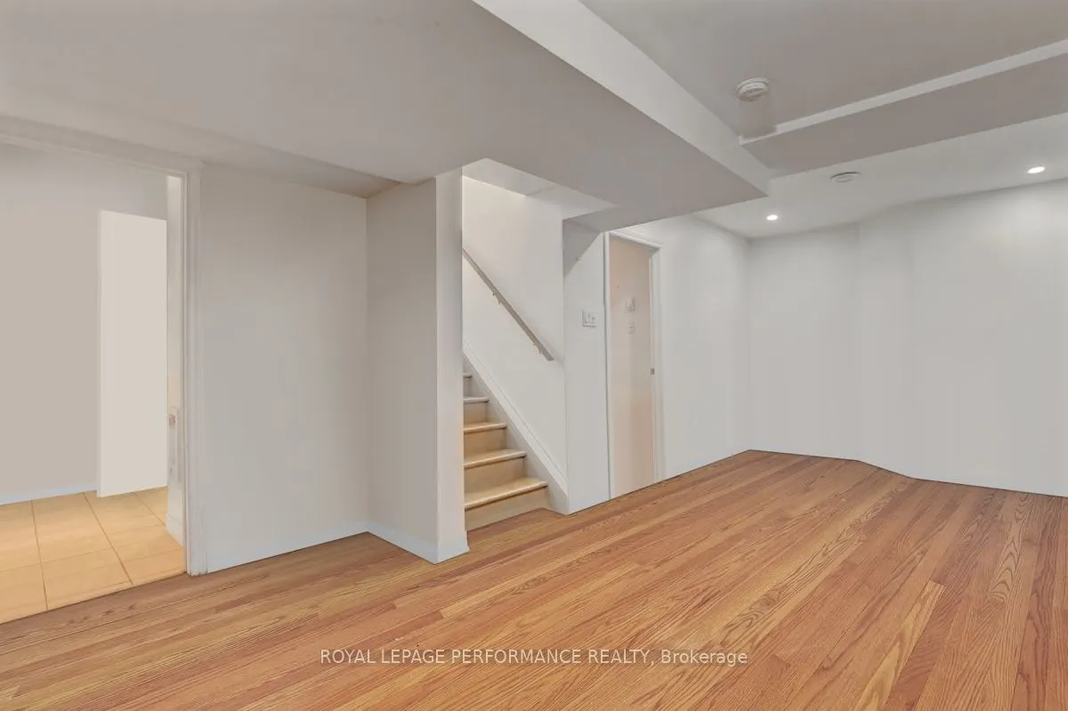 1815 Belval Crescent