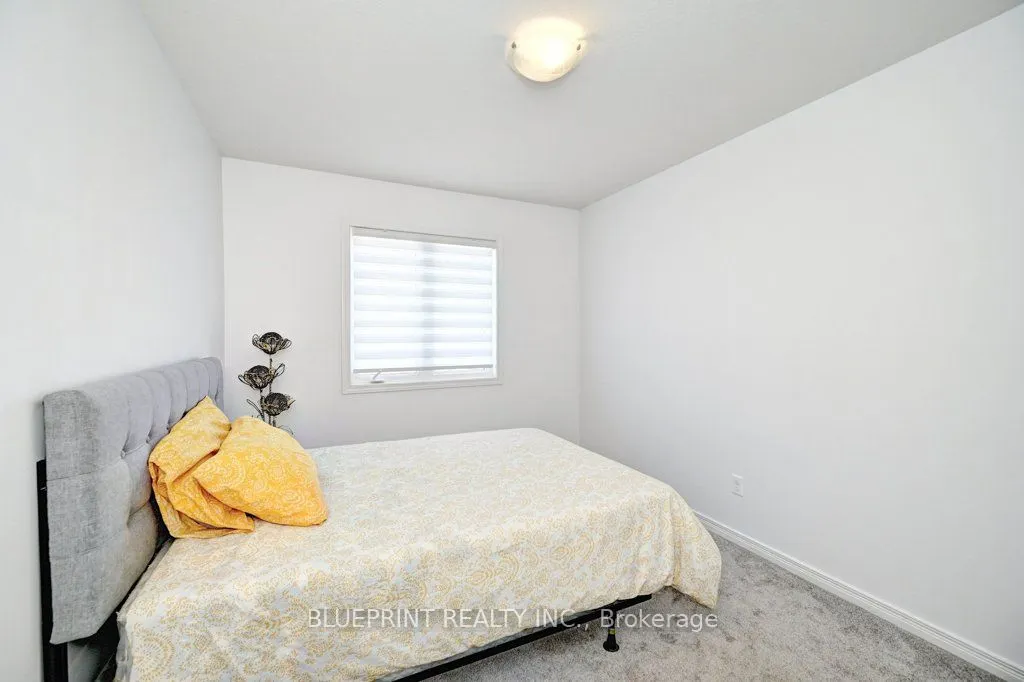 10 GOLDIE MILL Road, #11