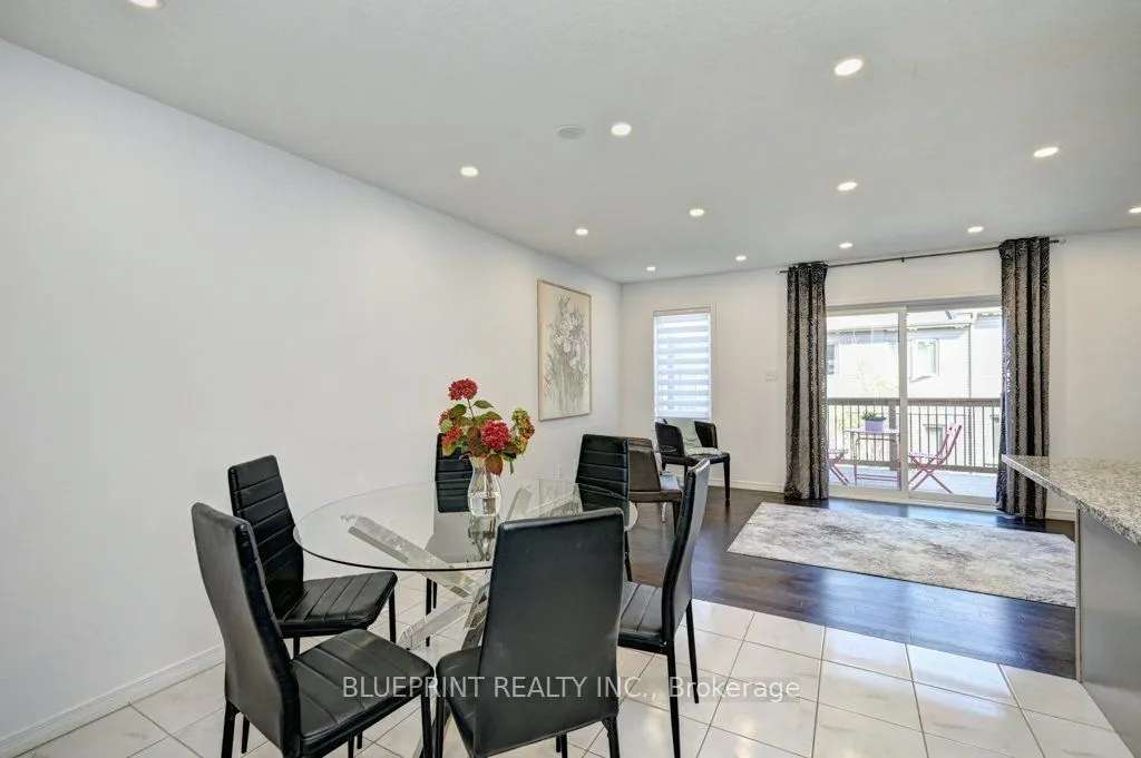 10 GOLDIE MILL Road, #11