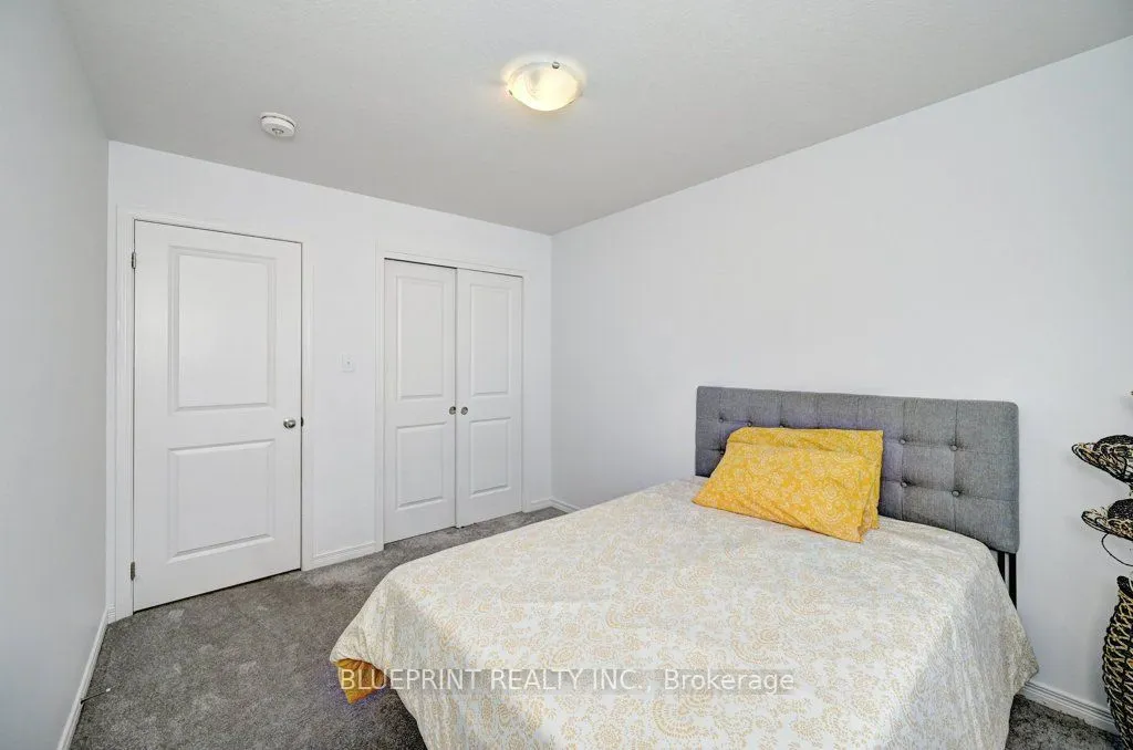 10 GOLDIE MILL Road, #11