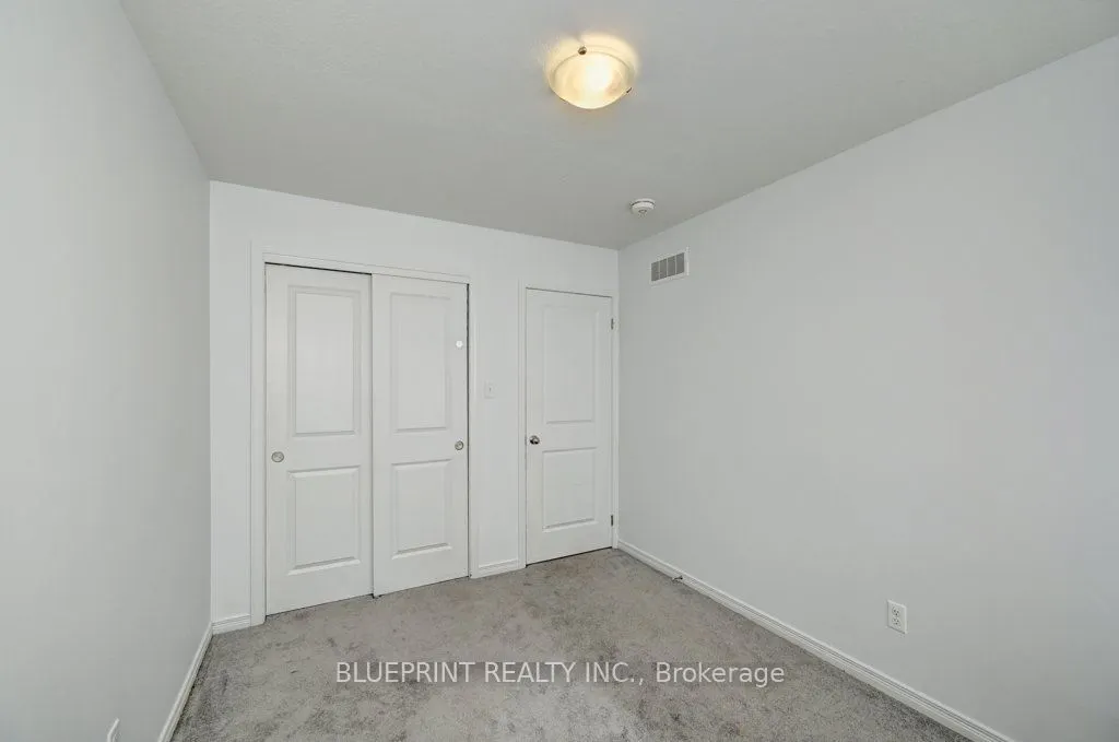 10 GOLDIE MILL Road, #11