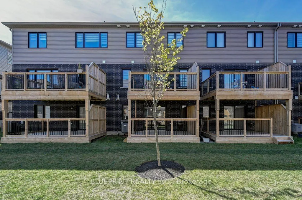 10 GOLDIE MILL Road, #11
