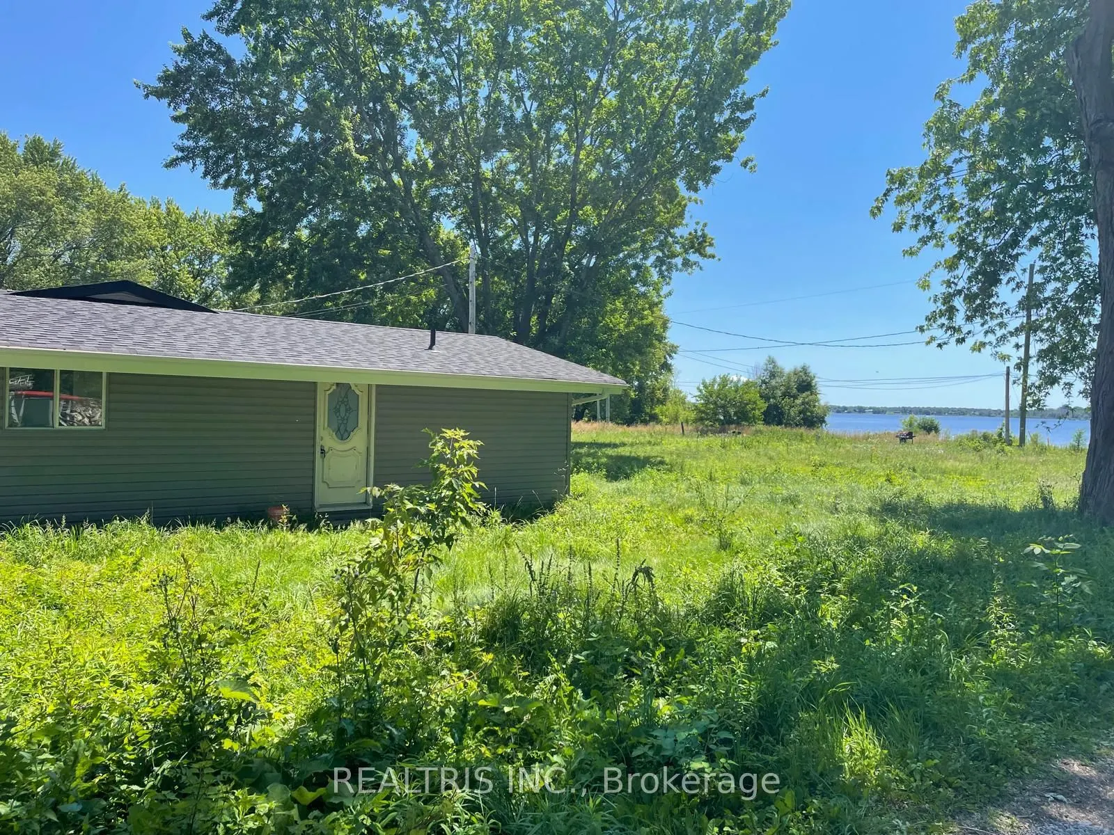 22499 Loyalist Parkway