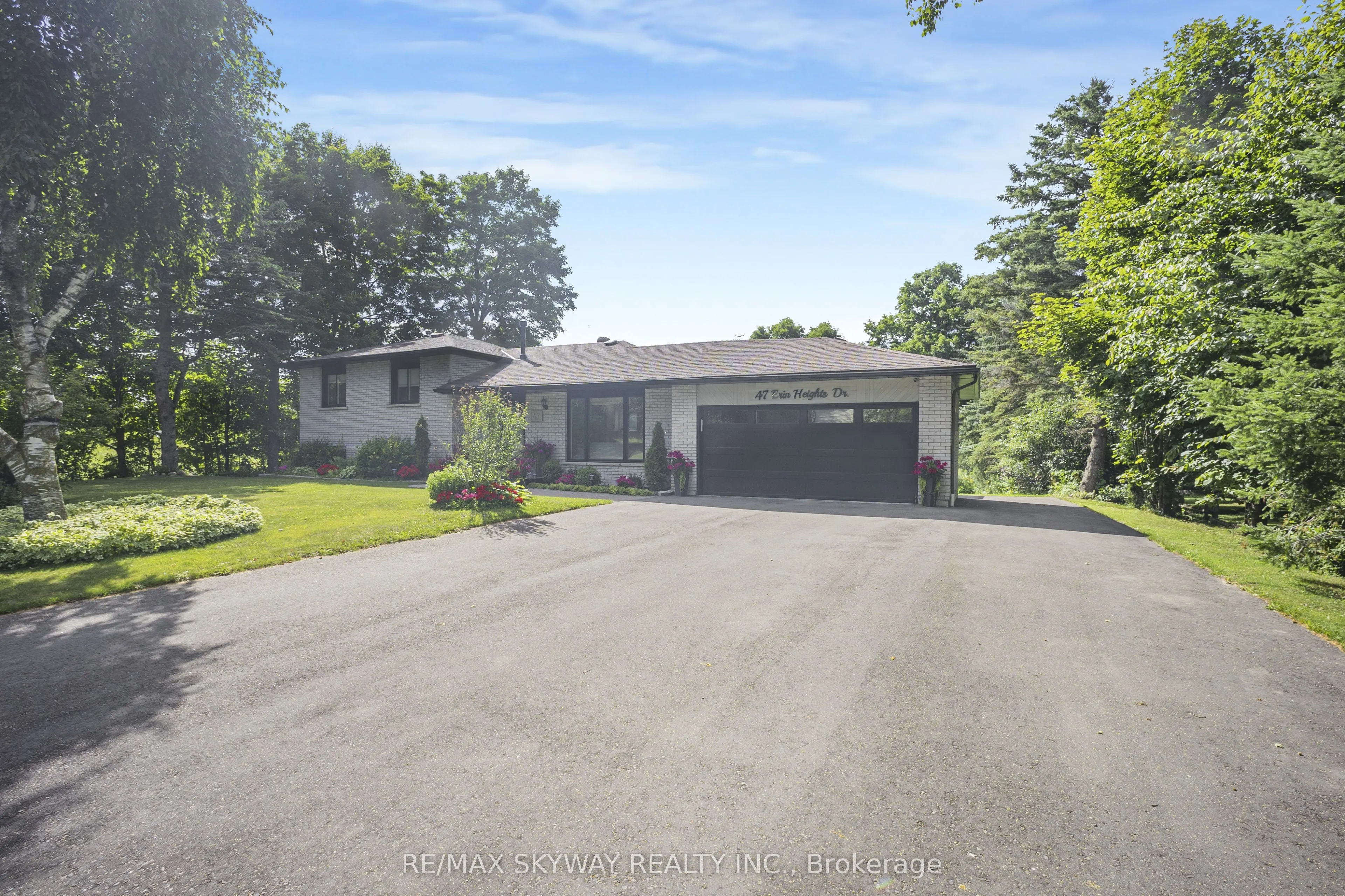47 Erin Heights Drive