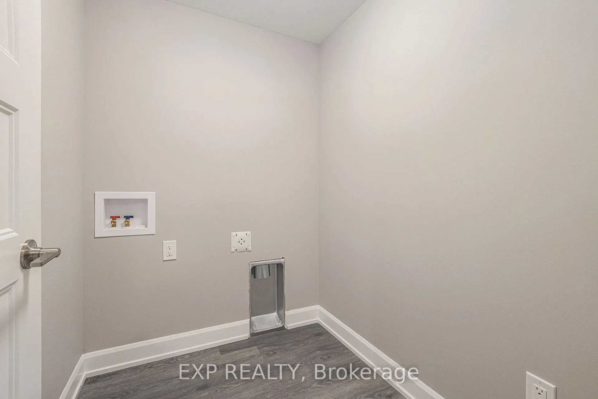 1214 MONTBLANC Crescent, #A