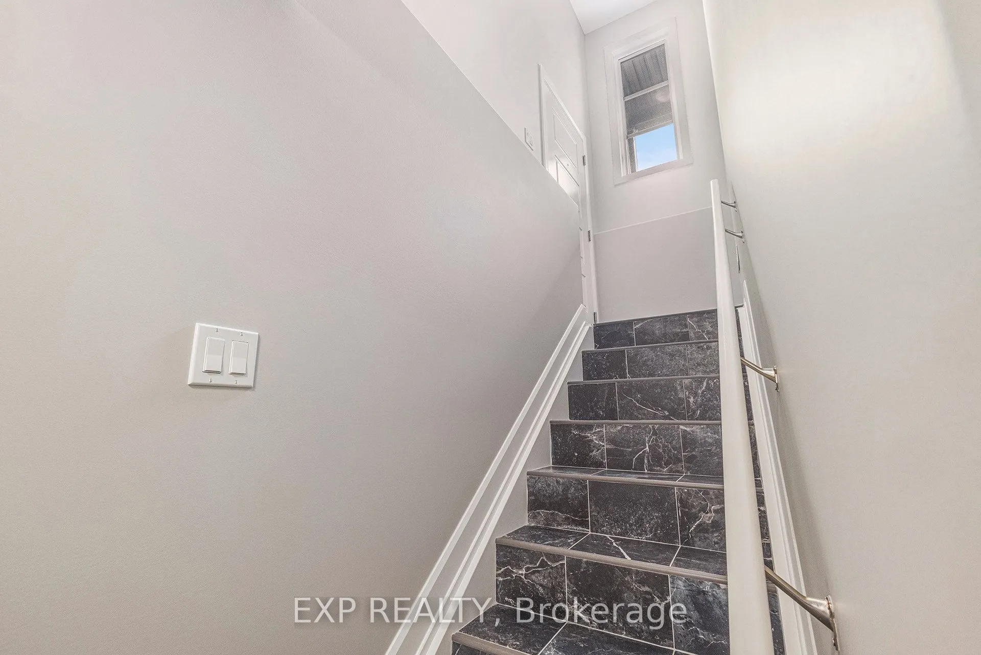 1214 MONTBLANC Crescent, #A