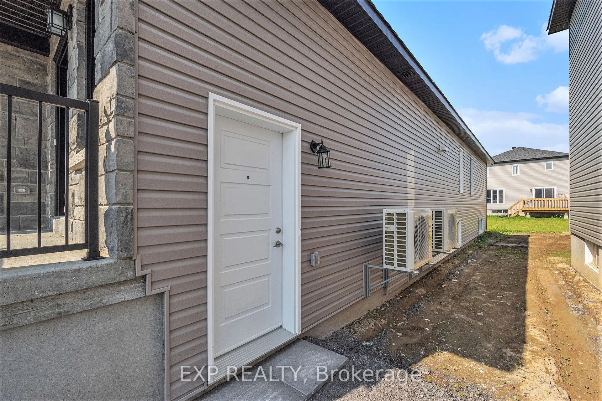 1214 MONTBLANC Crescent, #A
