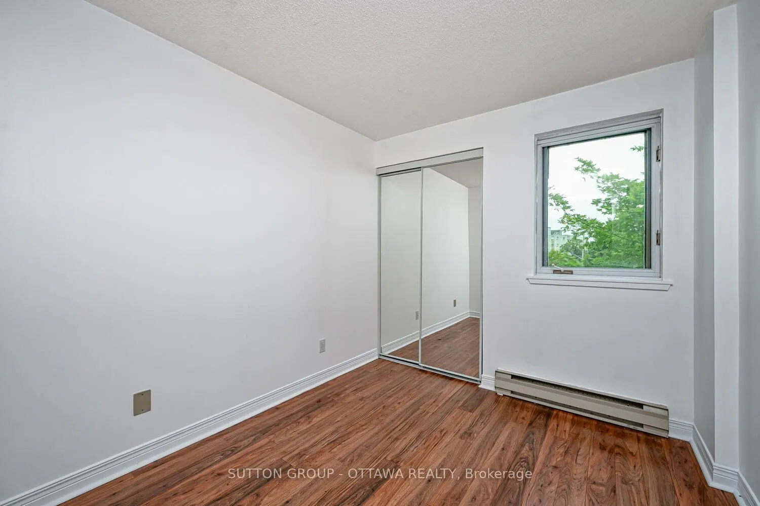 550 Cambridge Street S, #202