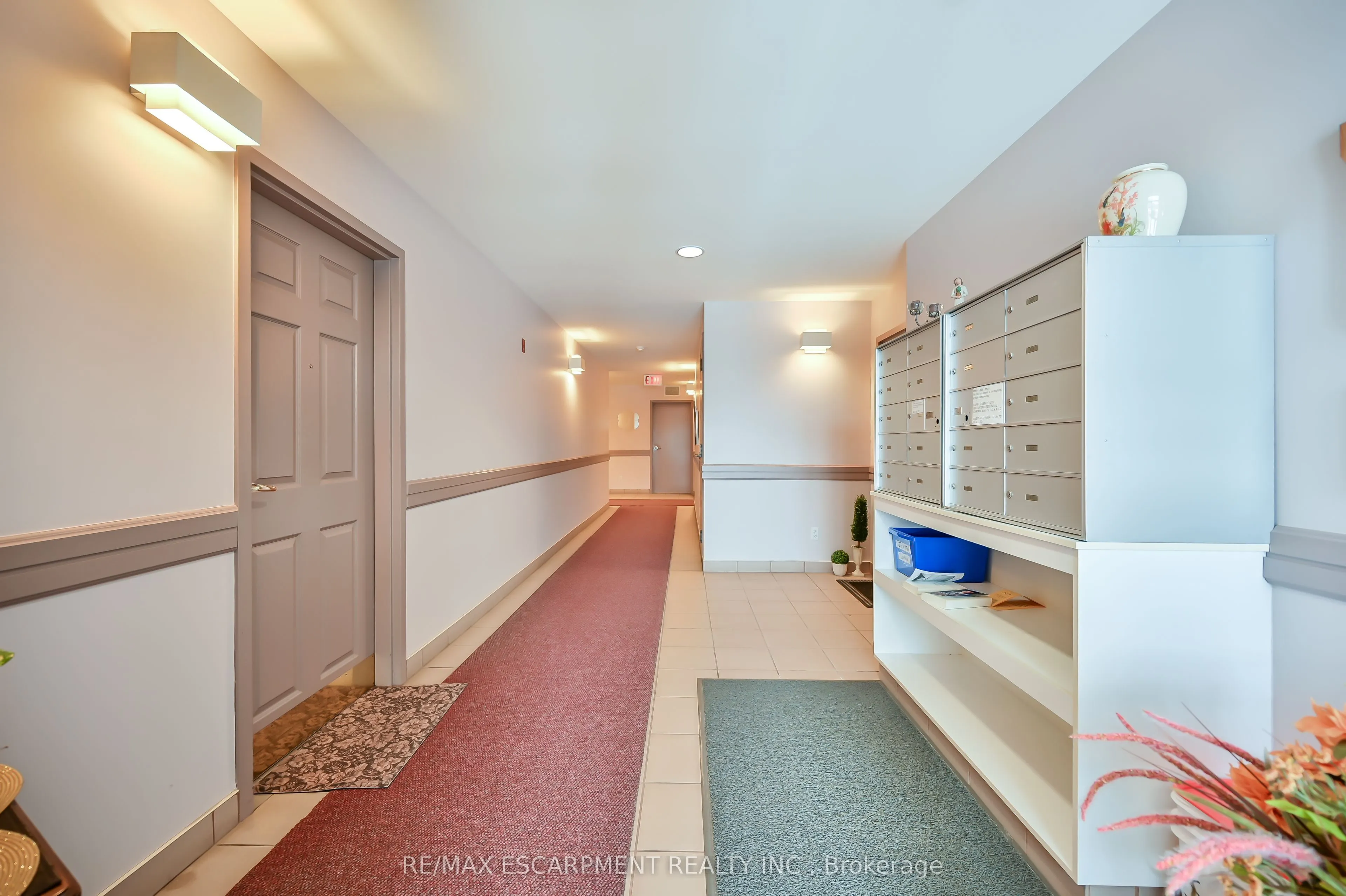 19 Lake Avenue S, #102