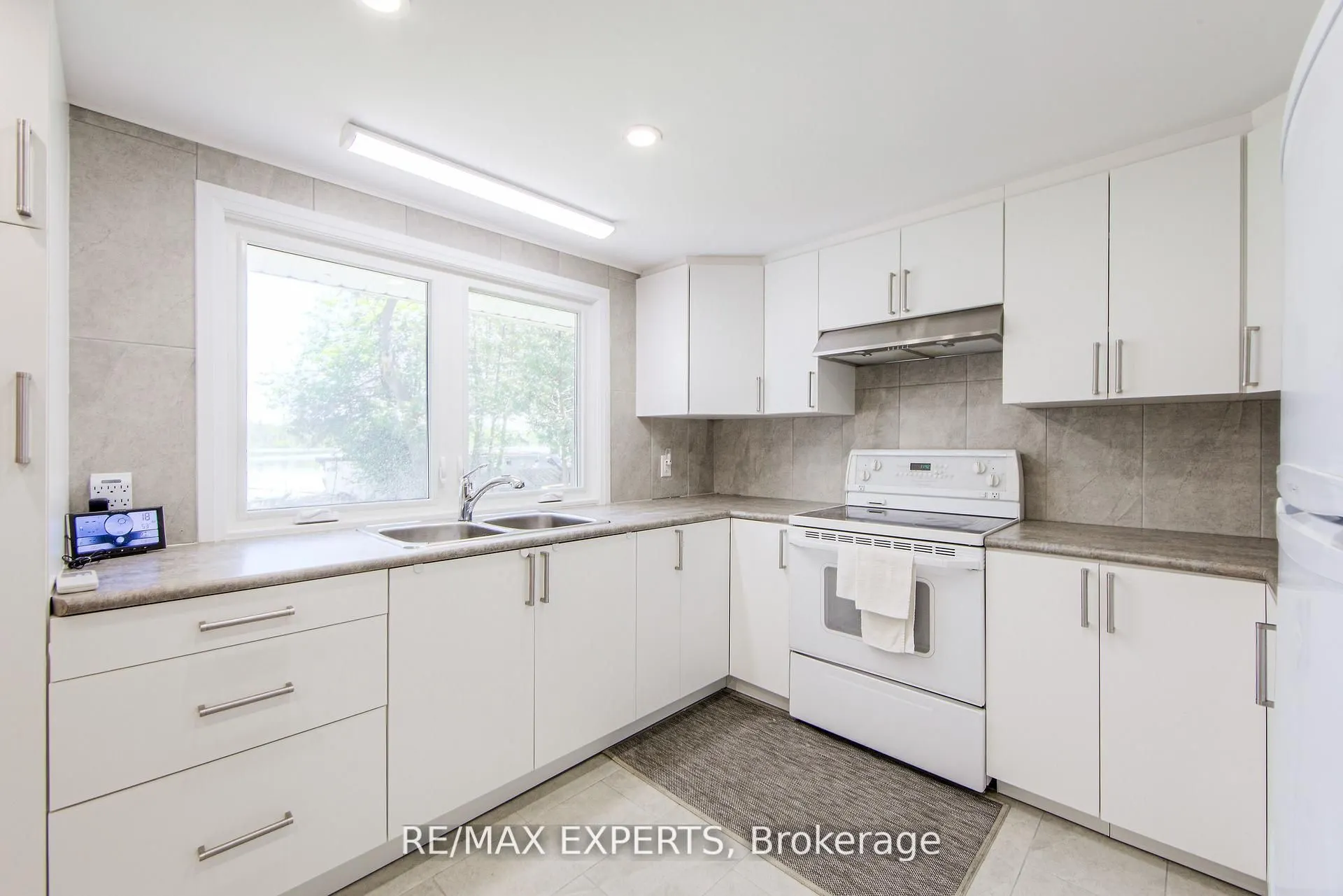 24 Riverside Drive