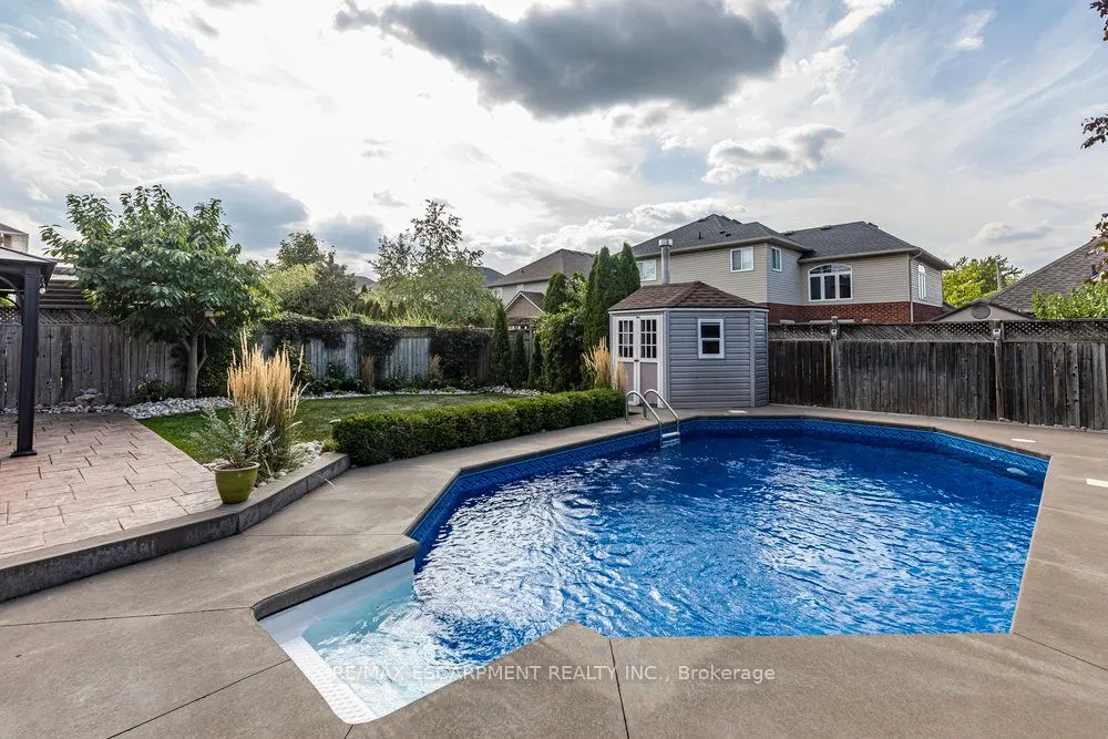 78 Silverlace Circle