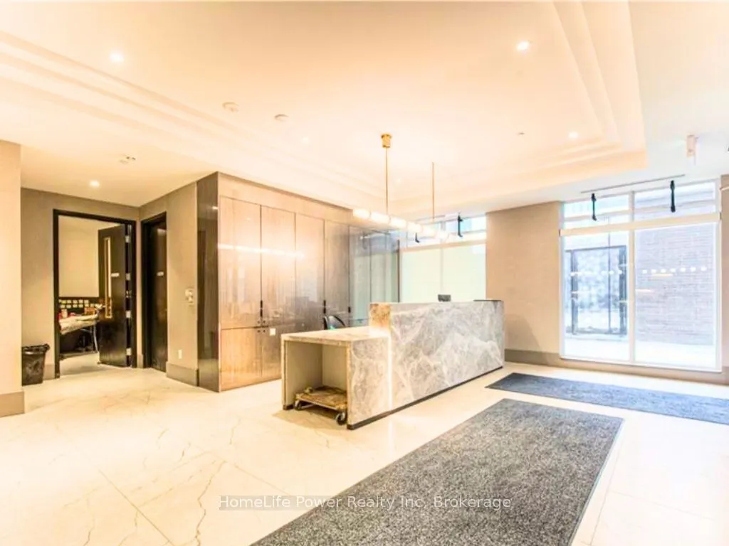 55 Duke Street W, #407