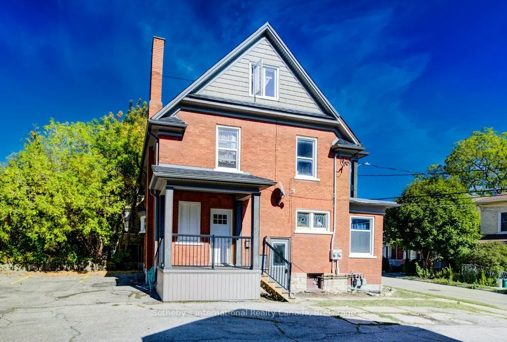94 Scott Street