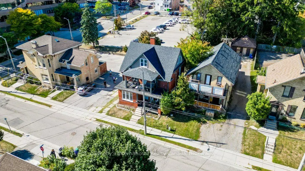 94 Scott Street