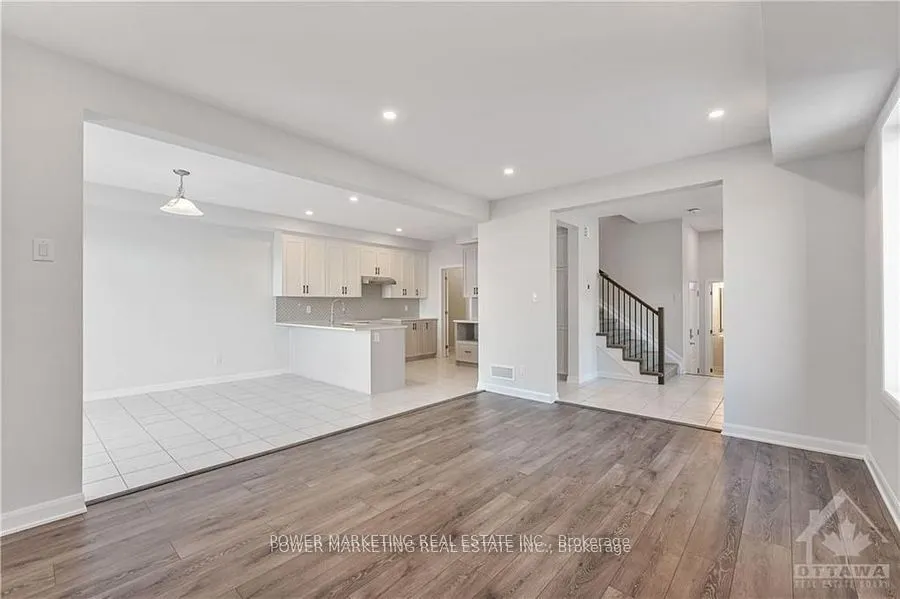 900 ATHENRY Court