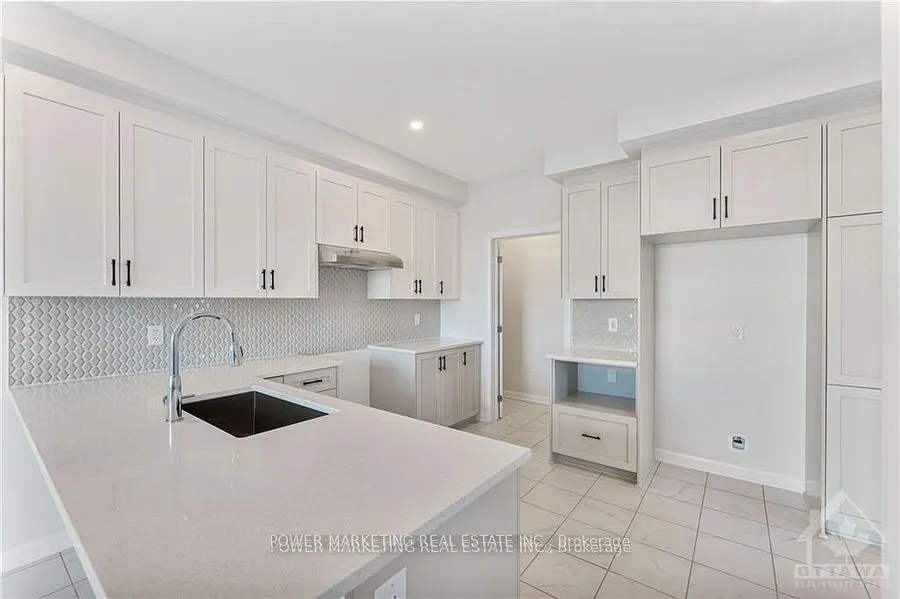 900 ATHENRY Court