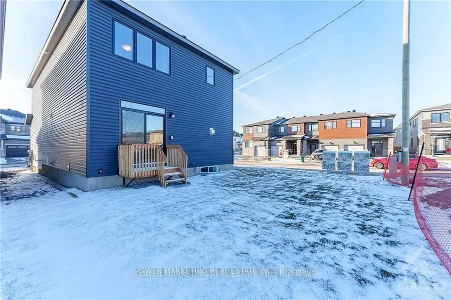 900 ATHENRY Court