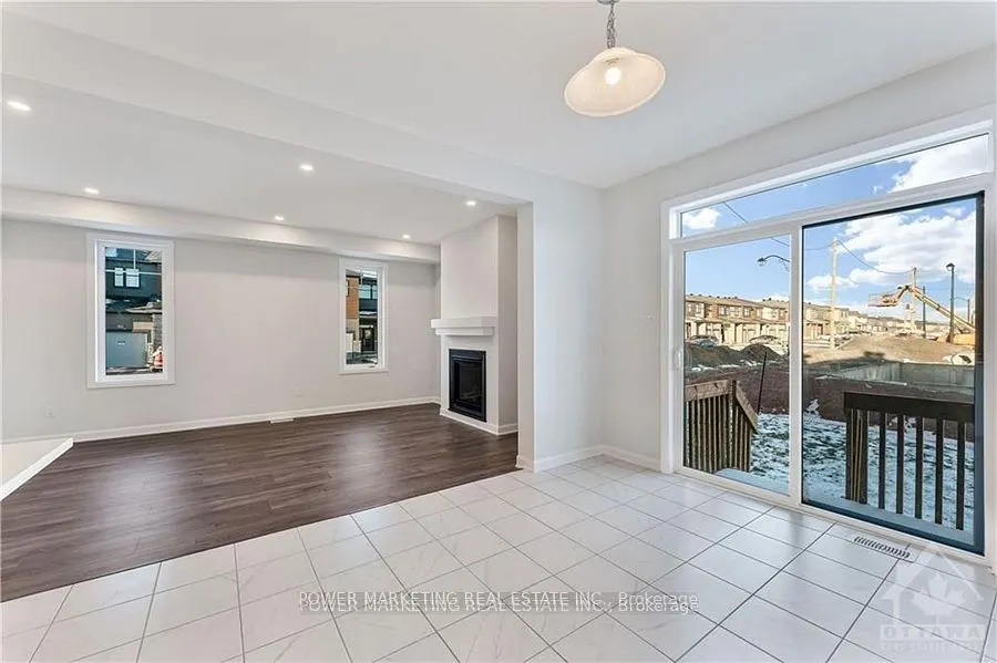 900 ATHENRY Court