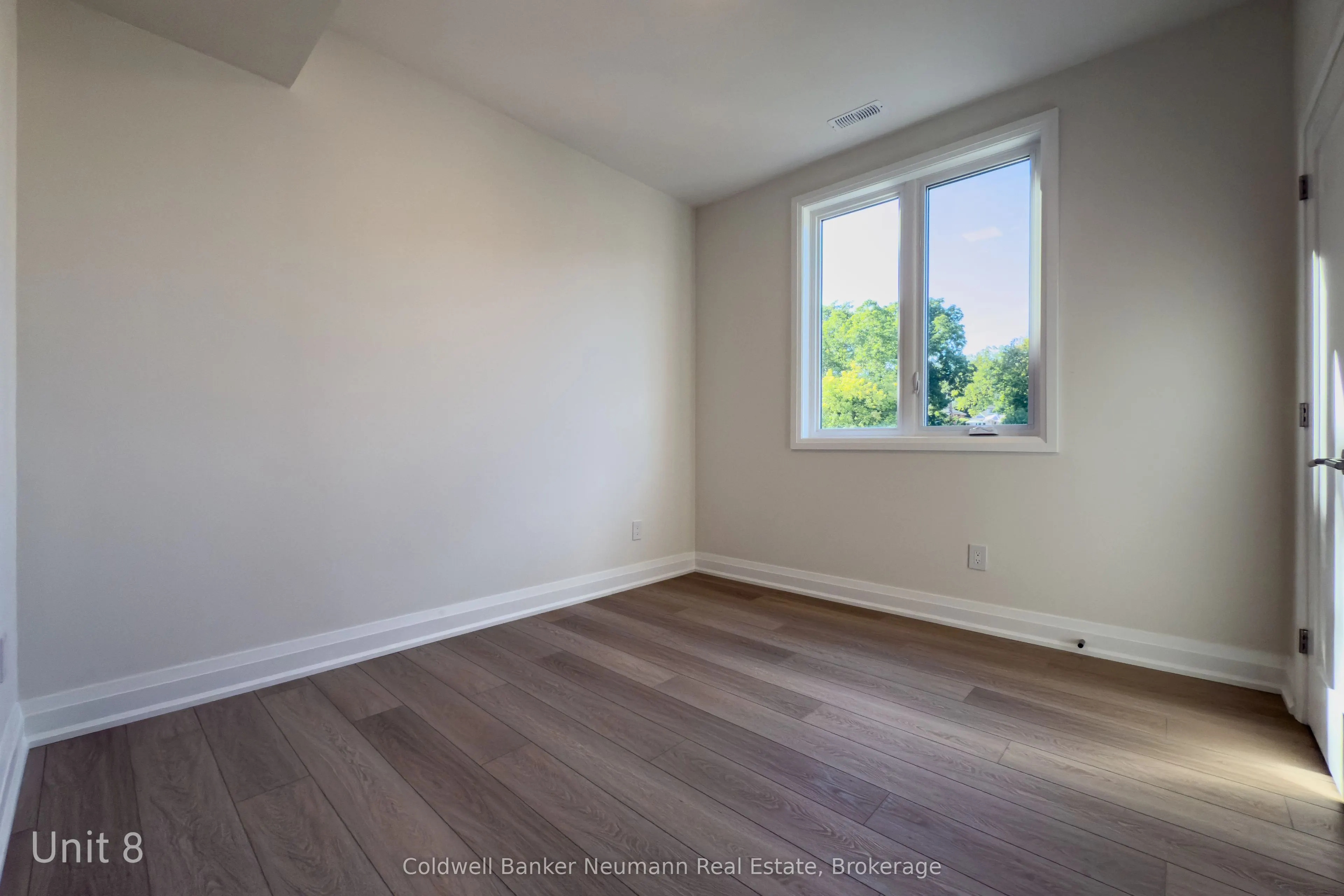 14 Stevenson Street N, #8