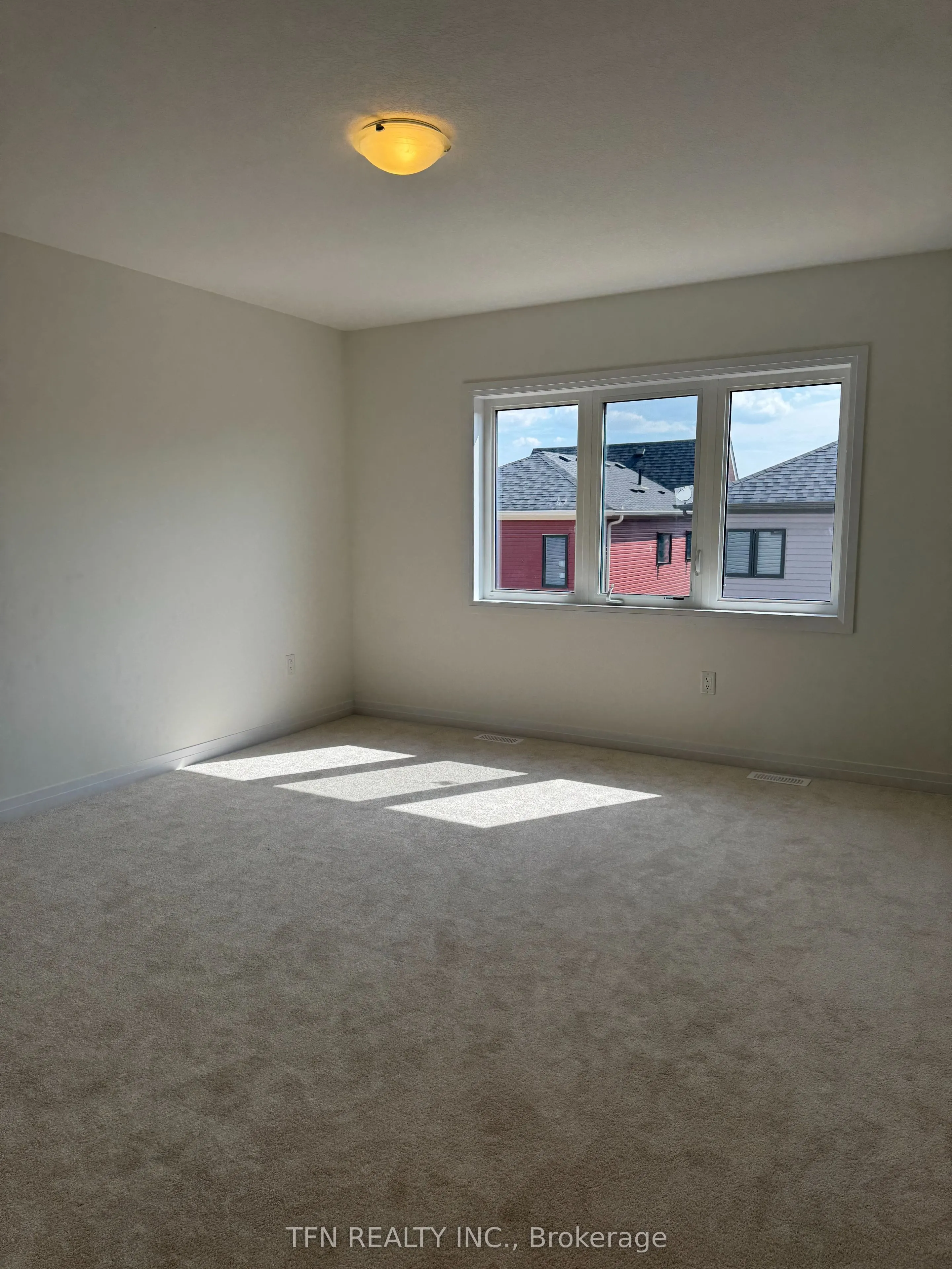 75 Brighton Lane NE
