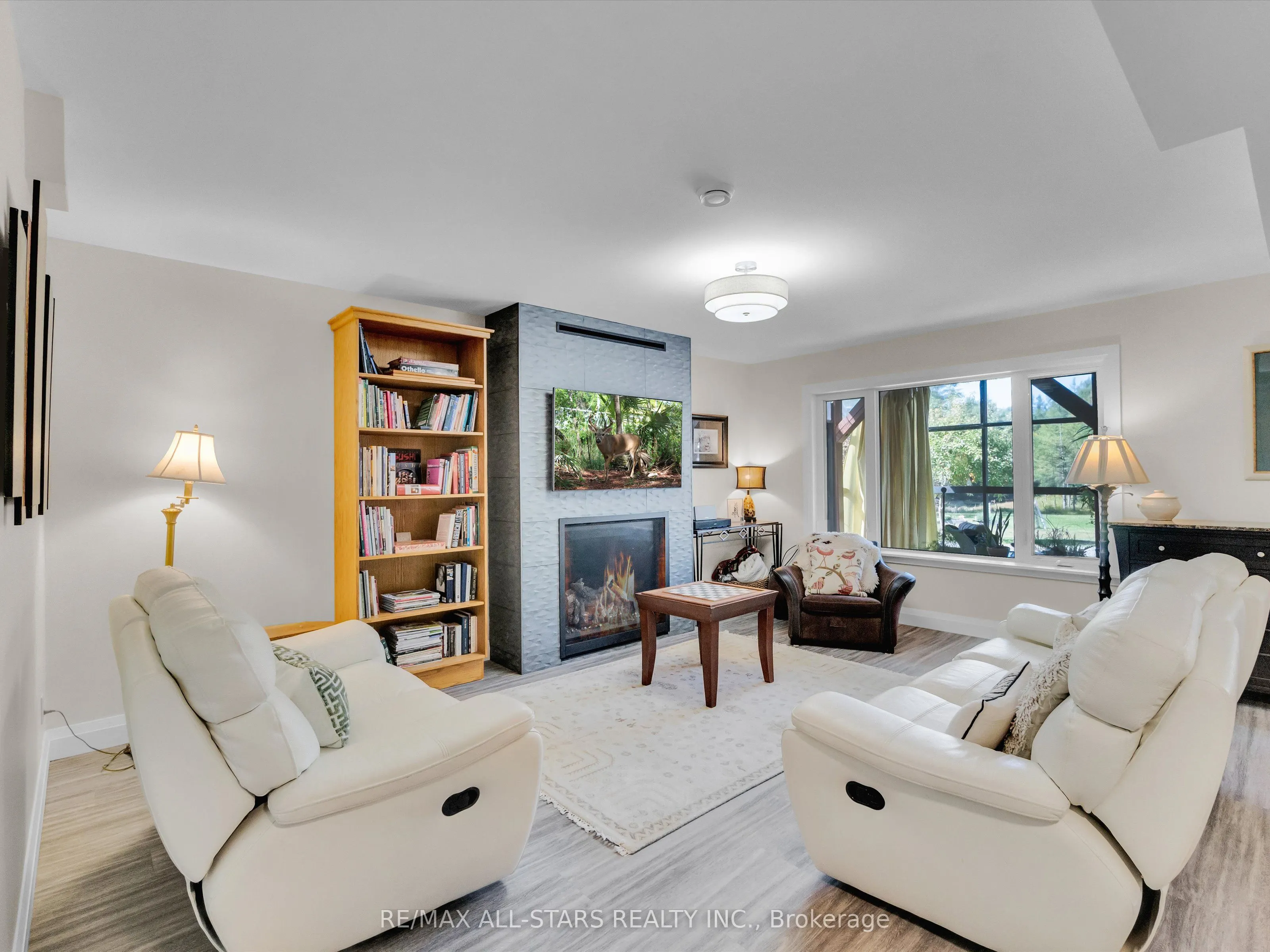 1435 Falkenburg Road