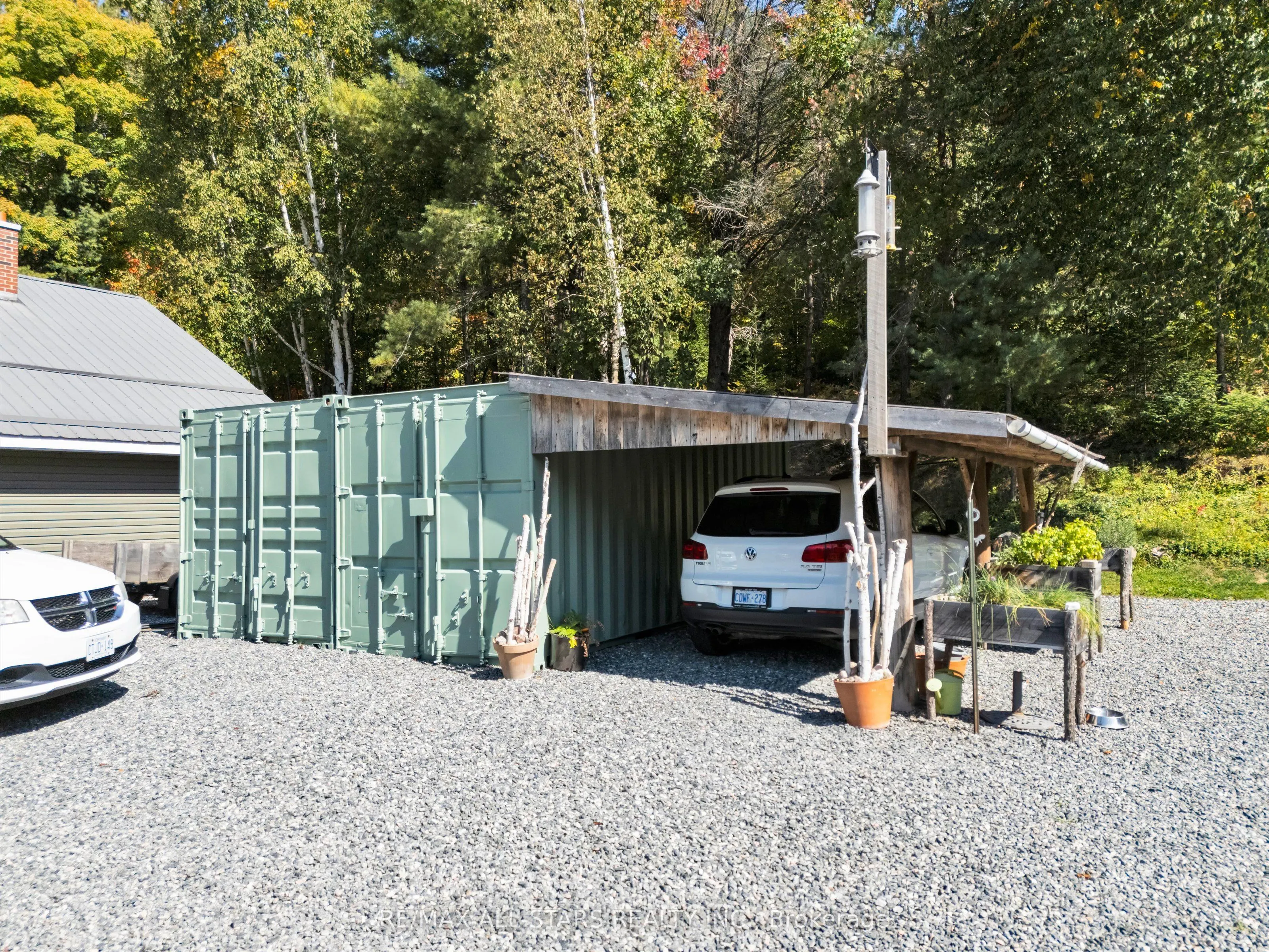 1435 Falkenburg Road