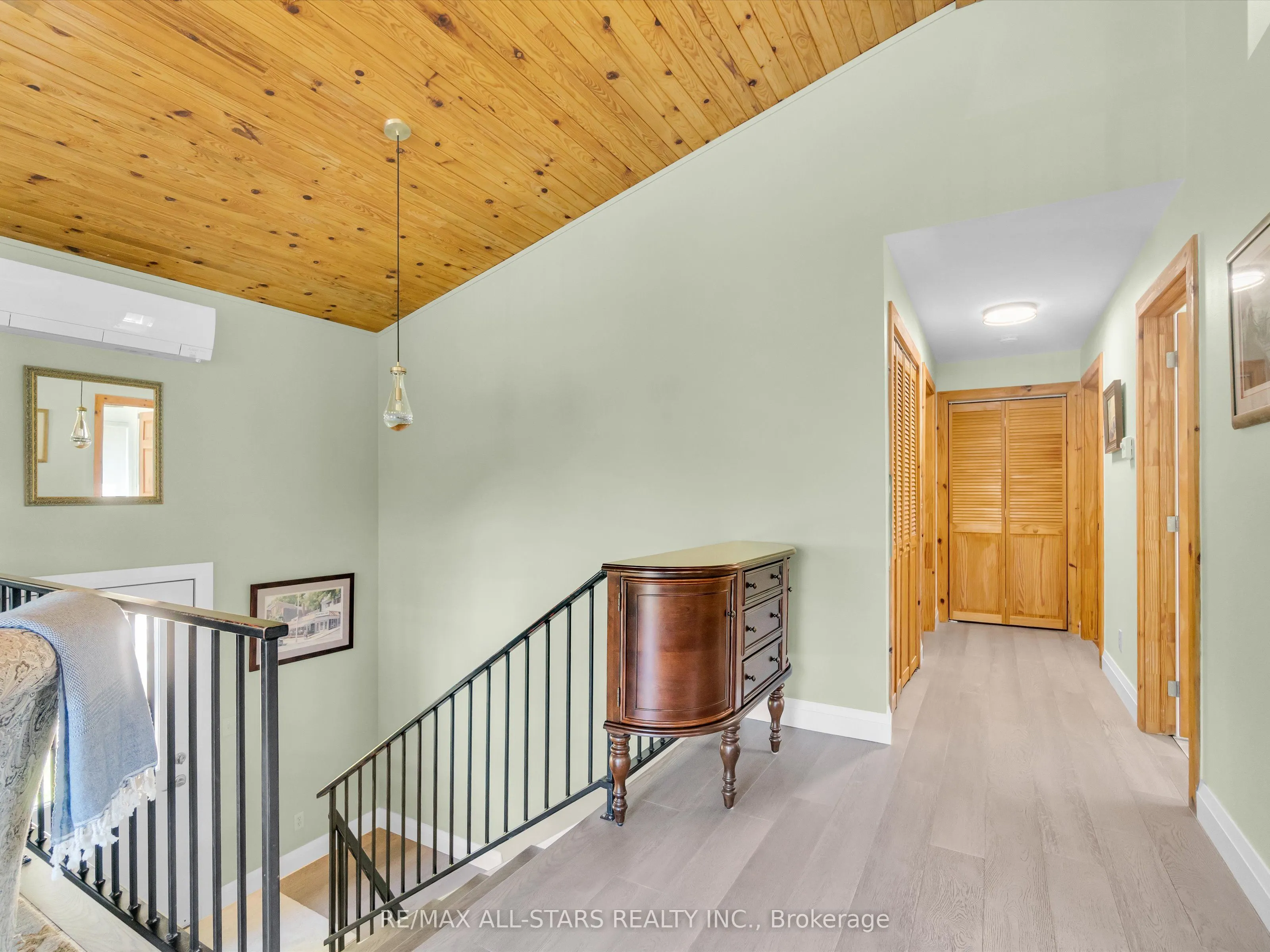 1435 Falkenburg Road