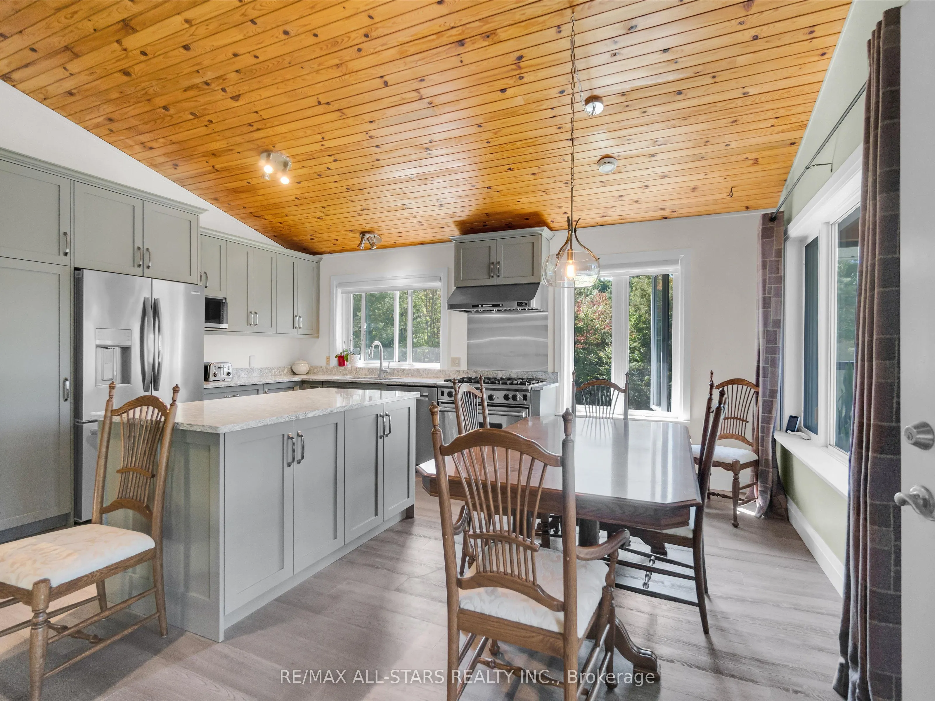1435 Falkenburg Road