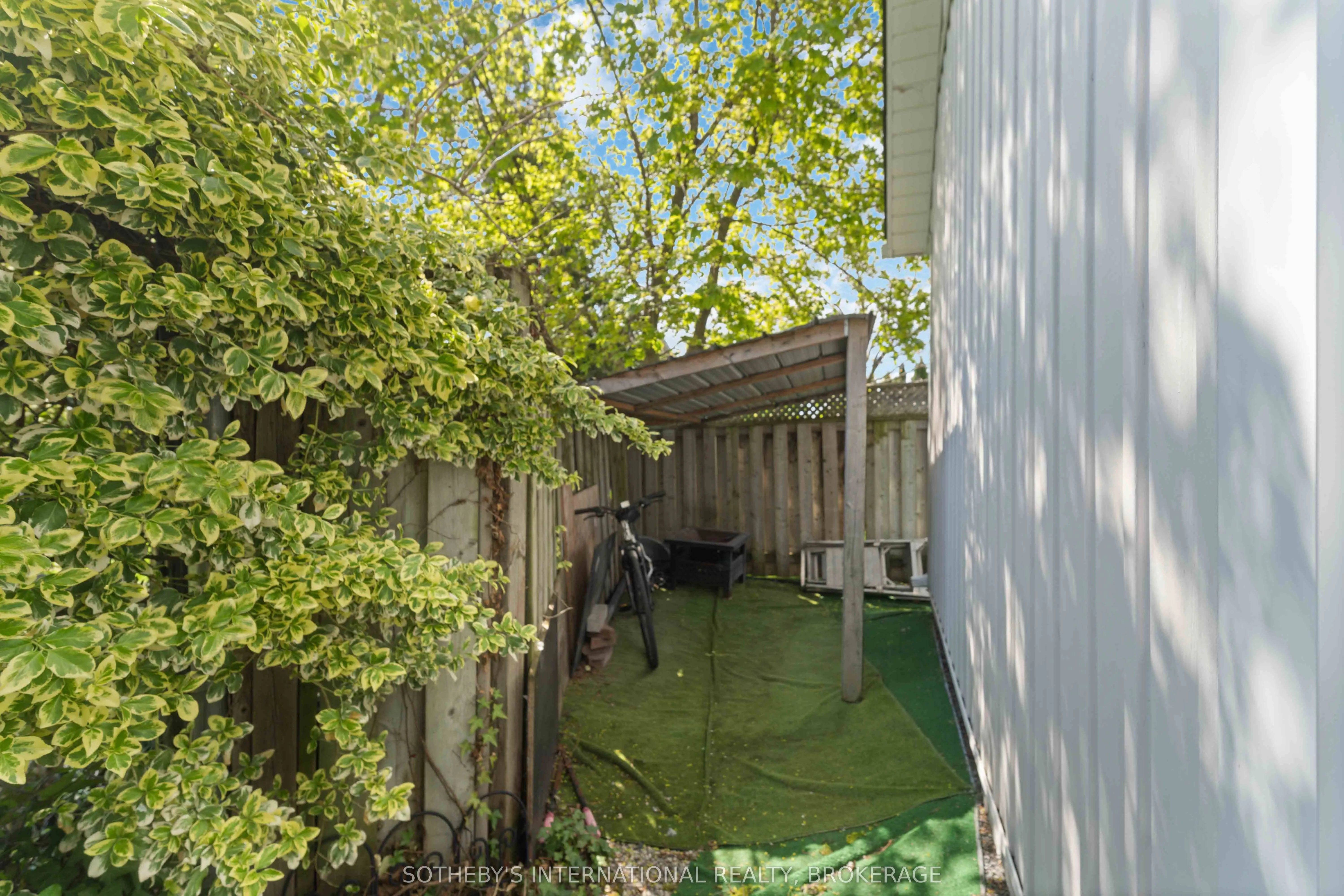 1553 Four Mile Creek Road