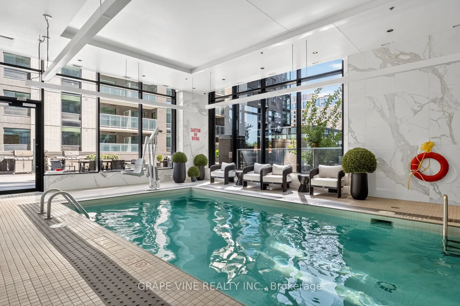 180 George Street, #601