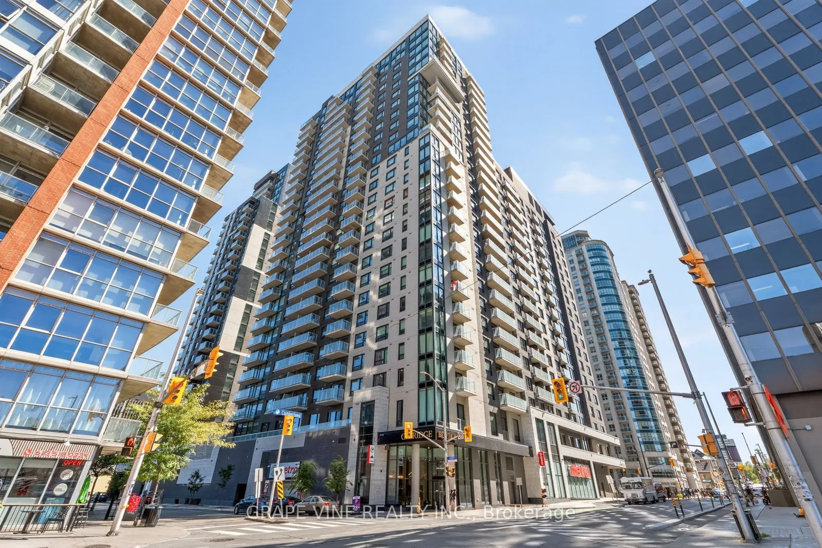 180 George Street, #601