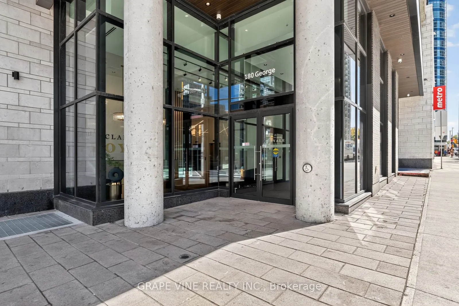 180 George Street, #601