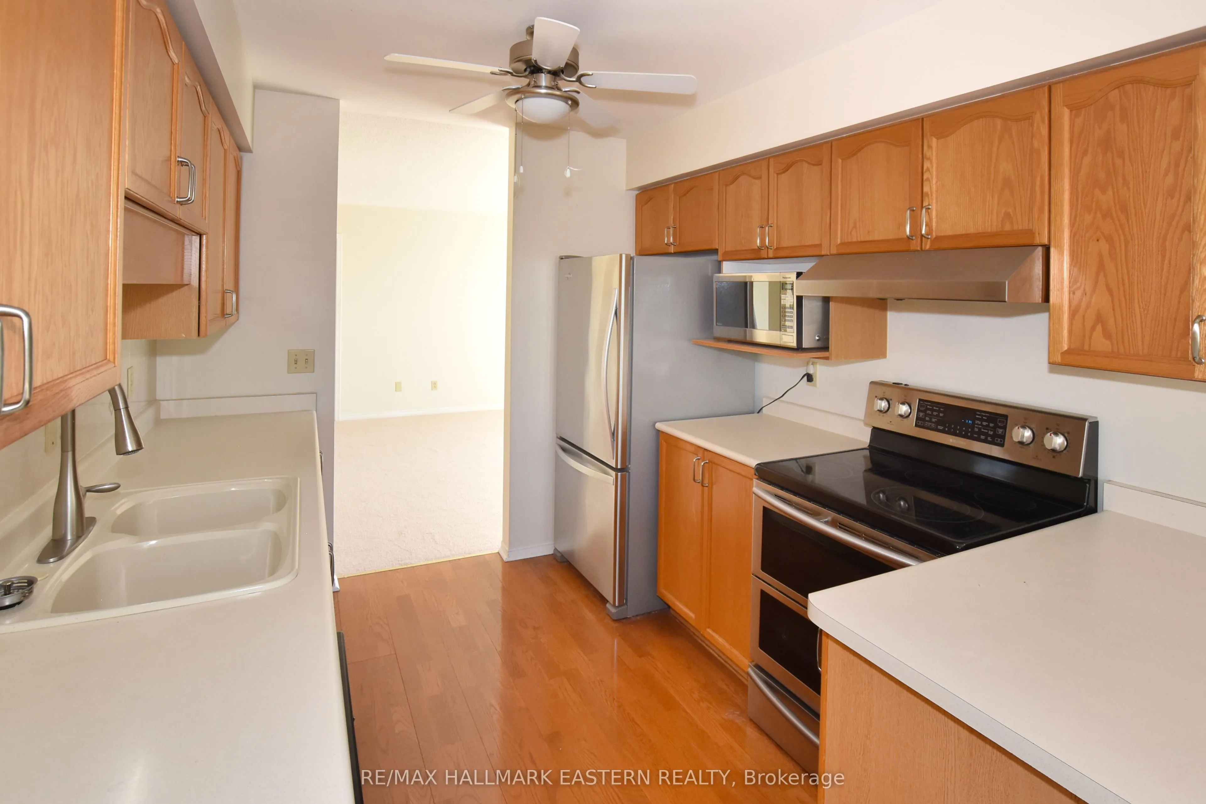 1099 Clonsilla Avenue, #316A